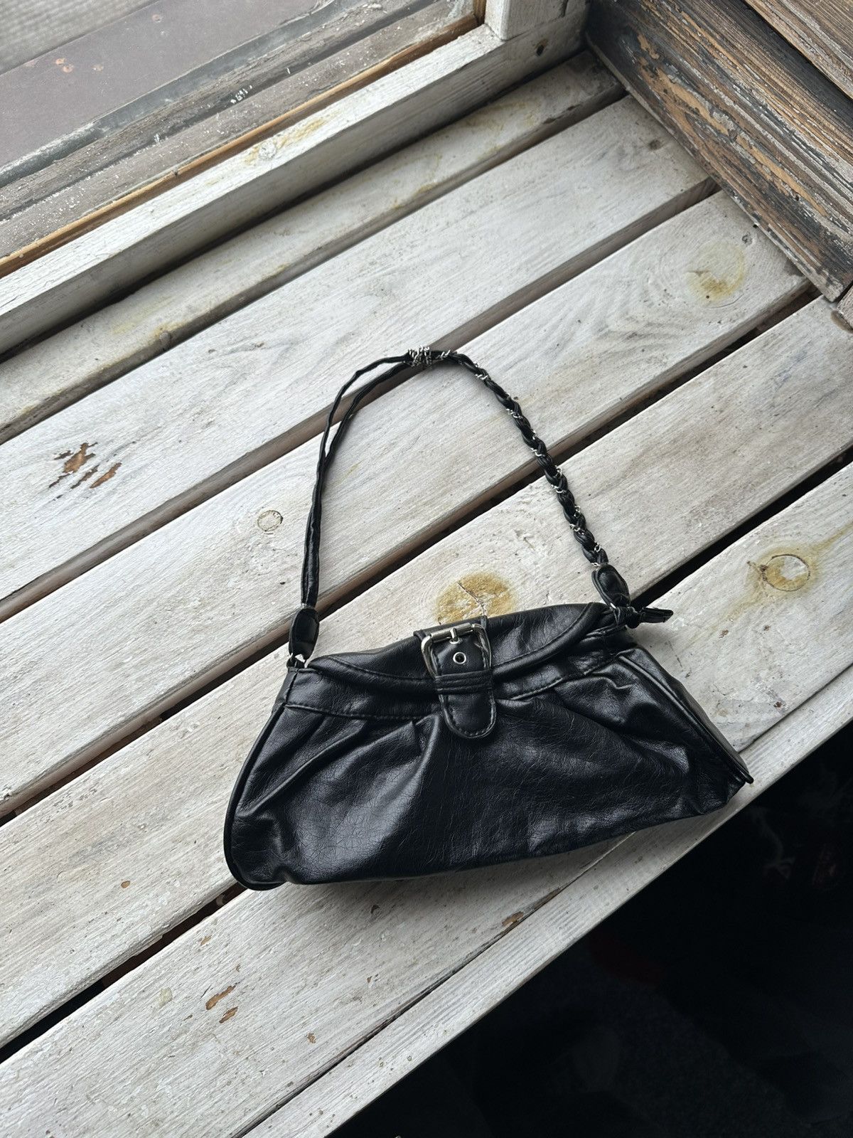 Japanese Brand 🚨Y2K AVANT-GARDE 🚨mesh silver Japan style hand bag Y2K 90s Size ONE SIZE - 1 Thumbnail