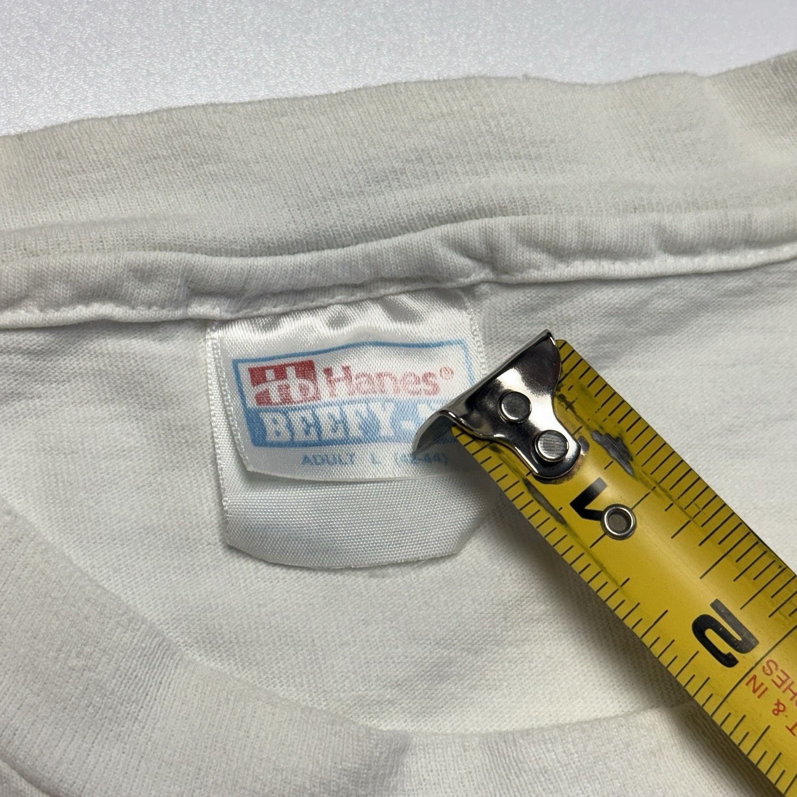 Vintage Vintage 90s Arizona Down Under T Shirt Mens Large White Fo Size US L / EU 52-54 / 3 - 13 Thumbnail