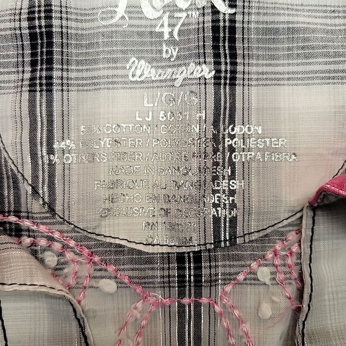 Wrangler Rock 47 Wrangler Shirt Women L Plaid Rhinestone Beaded Thick Stitch Western Snap Shirt Size L / US 10 / IT 46 - 5 Thumbnail