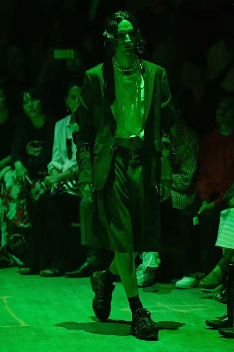 Comme des Garcons Homme Plus Comme des Garçons Homme Plus SS 20 Articulated Wool Skirt Size US 30 / EU 46 - 2 Thumbnail