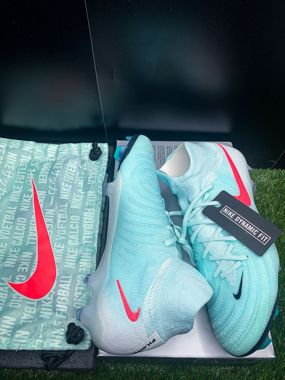 Nike Nike Phantom Luna 2 Elite Size US 8.5 / EU 41-42 - 1 Thumbnail