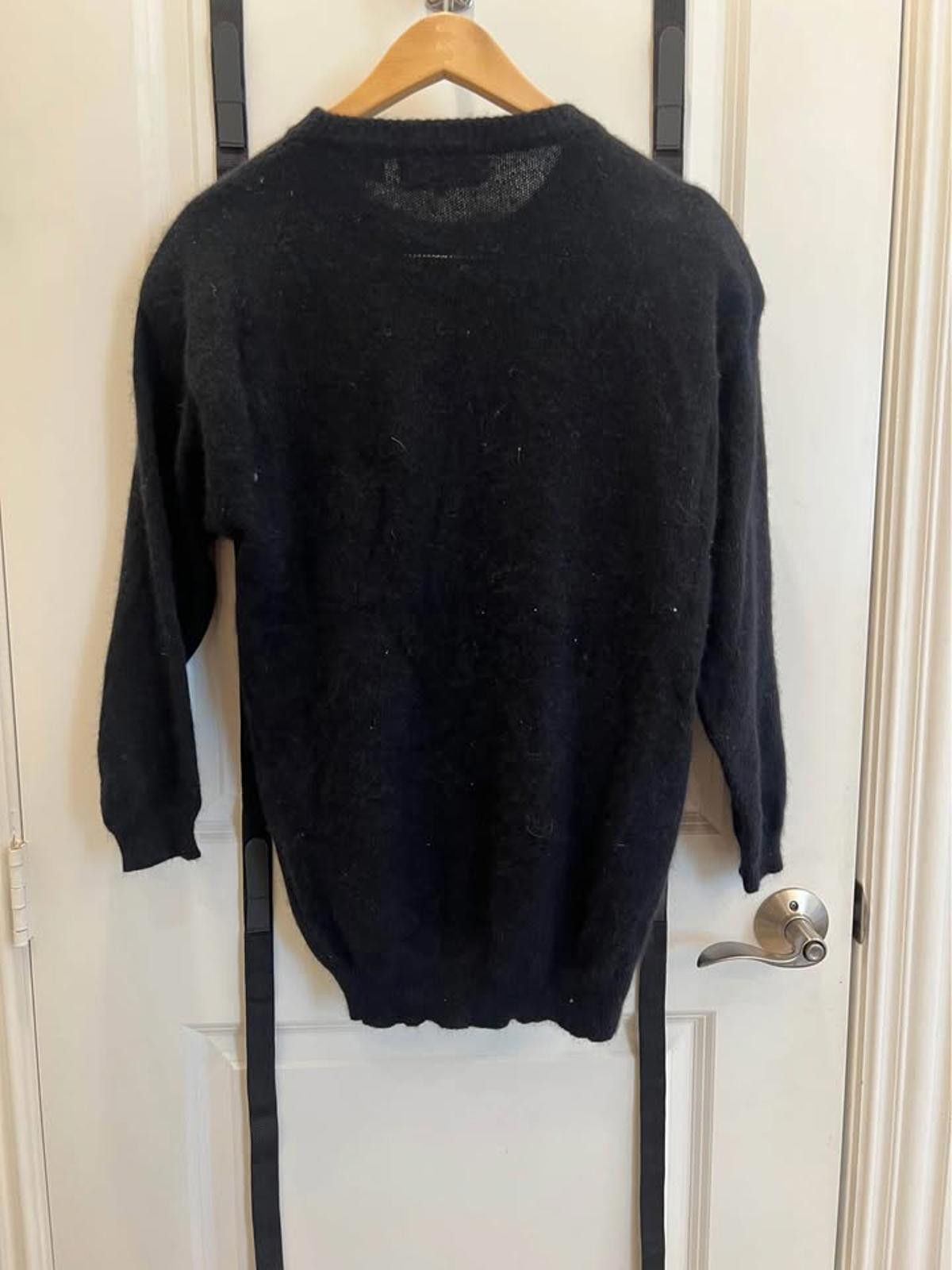 Designer Vintage Needleworks Black Angora Sweater– Hong Kong(M) Size M / US 6-8 / IT 42-44 - 5 Thumbnail