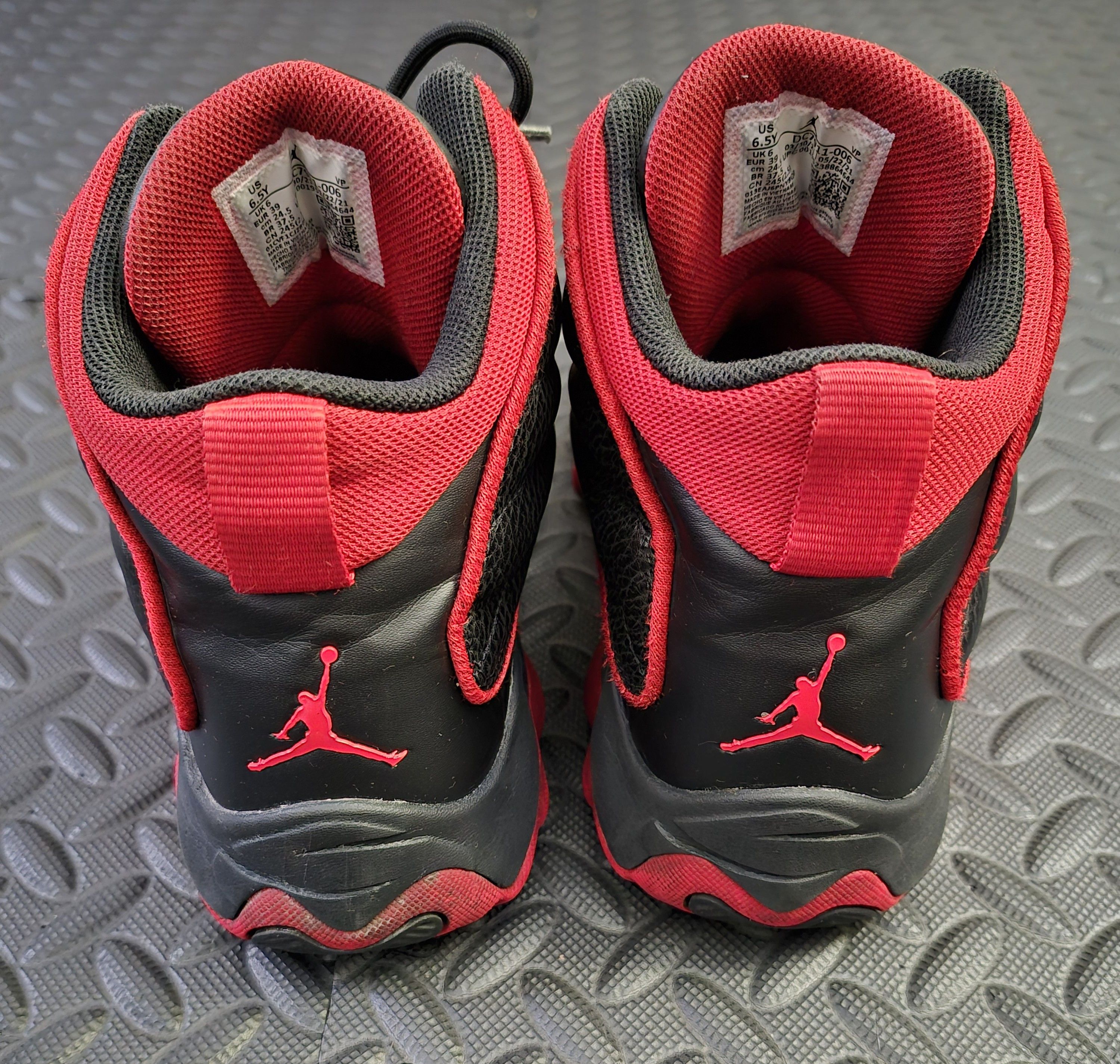 Jordan Brand 6.5Y- Nike Air Jordan Pro Strong Bred Black Red (DC7911-006) Size US 6.5 / EU 39-40 - 5 Thumbnail