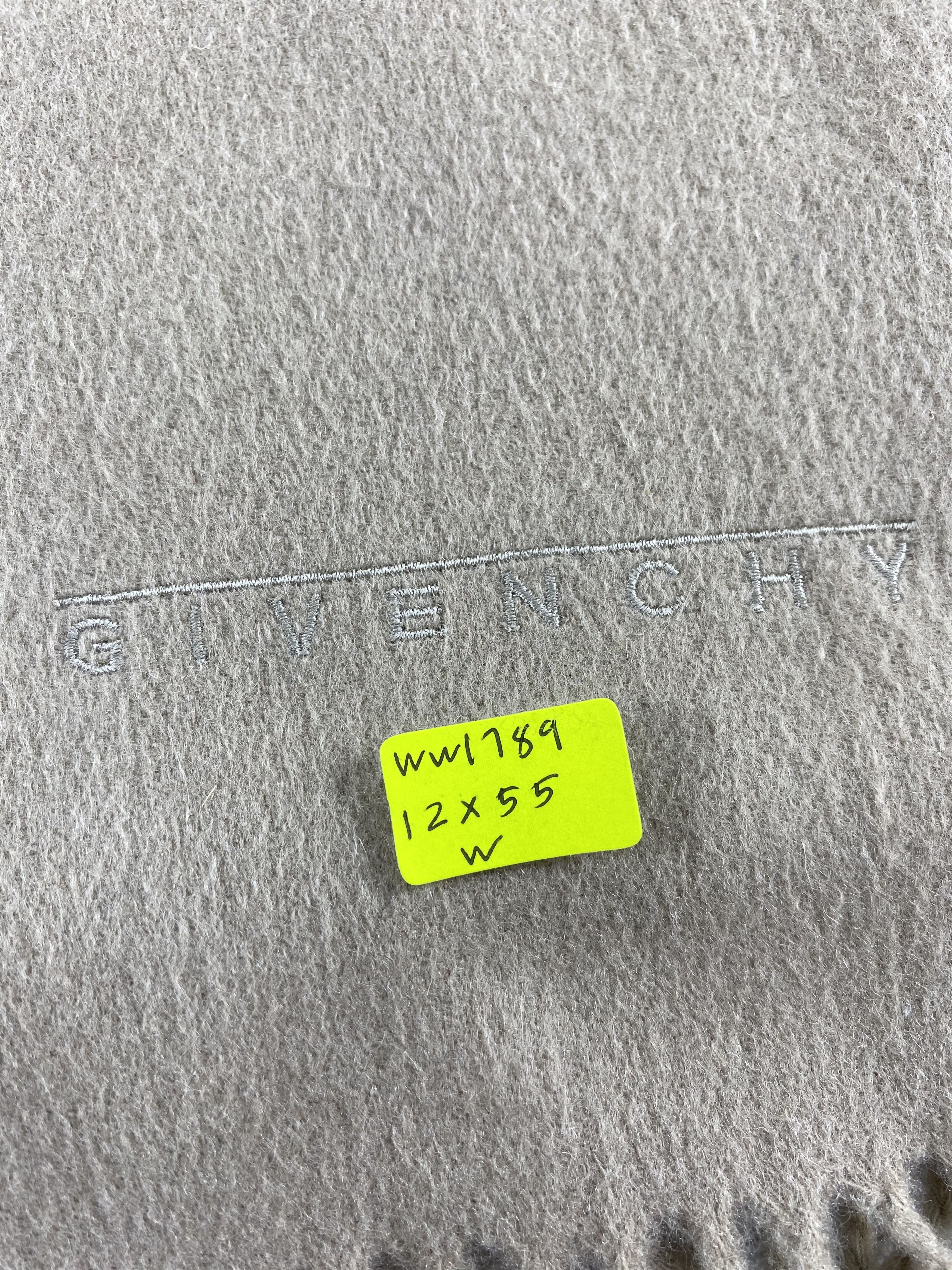 Vintage Givenchy Scarf / Muffler / Neckwear - WW1789 Size ONE SIZE - 4 Thumbnail