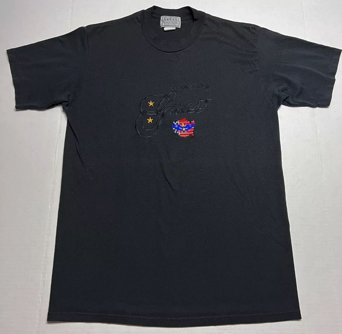 Georges Marciano × Guess × Vintage Vintage Guess Embroidered T-Shirt In Black Made in USA Size US L / EU 52-54 / 3 - 1 Thumbnail