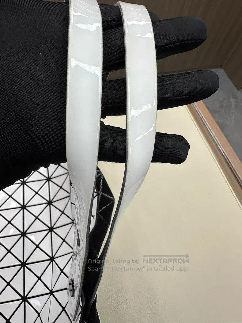 Issey Miyake Issey Miyake White Ten-grid Tote Bag Size ONE SIZE - 8 Thumbnail