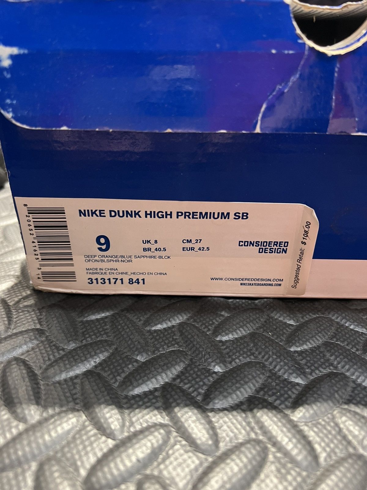 Nike SB Size 9 - Nike SB New York Knicks Size US 9 / EU 42 - 14 Thumbnail