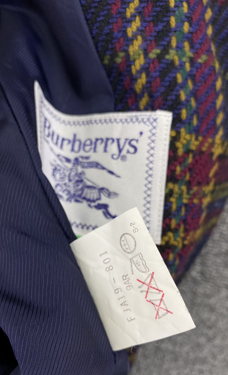 Burberry Vintage Burberry Shadow Plaids Wool Coat Cardigan Jacket Size S / US 4 / IT 40 - 9 Thumbnail