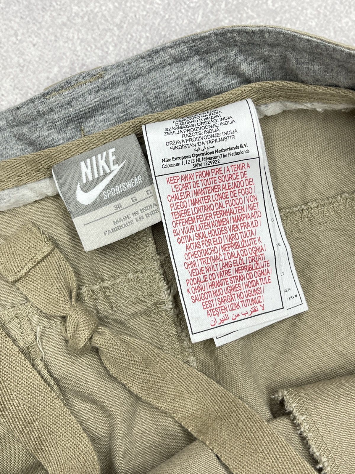 Nike Vintage Nike Cargo Pants Beige Drill Y2K TECH ACG TN Size US 36 / EU 52 - 10 Thumbnail