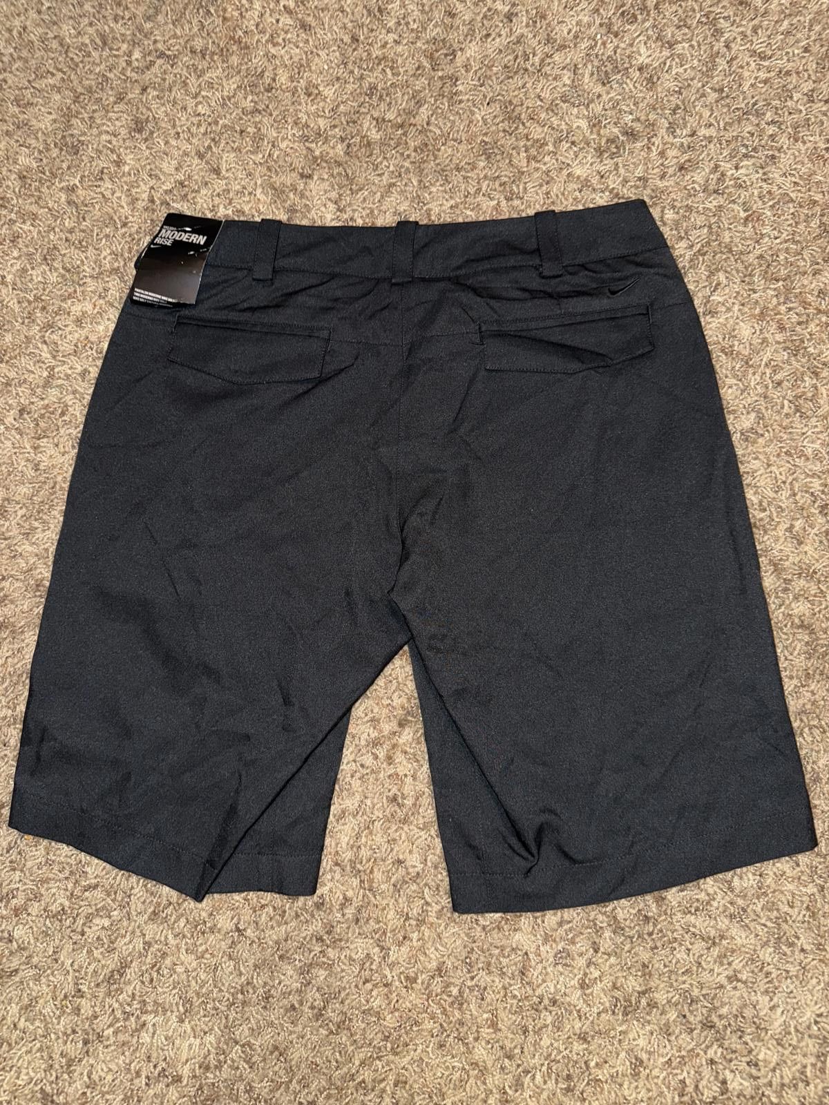 Nike Nike Women's Dri Fit Modern Rise Golf Shorts Size 30" / US 8 / IT 44 - 8 Thumbnail