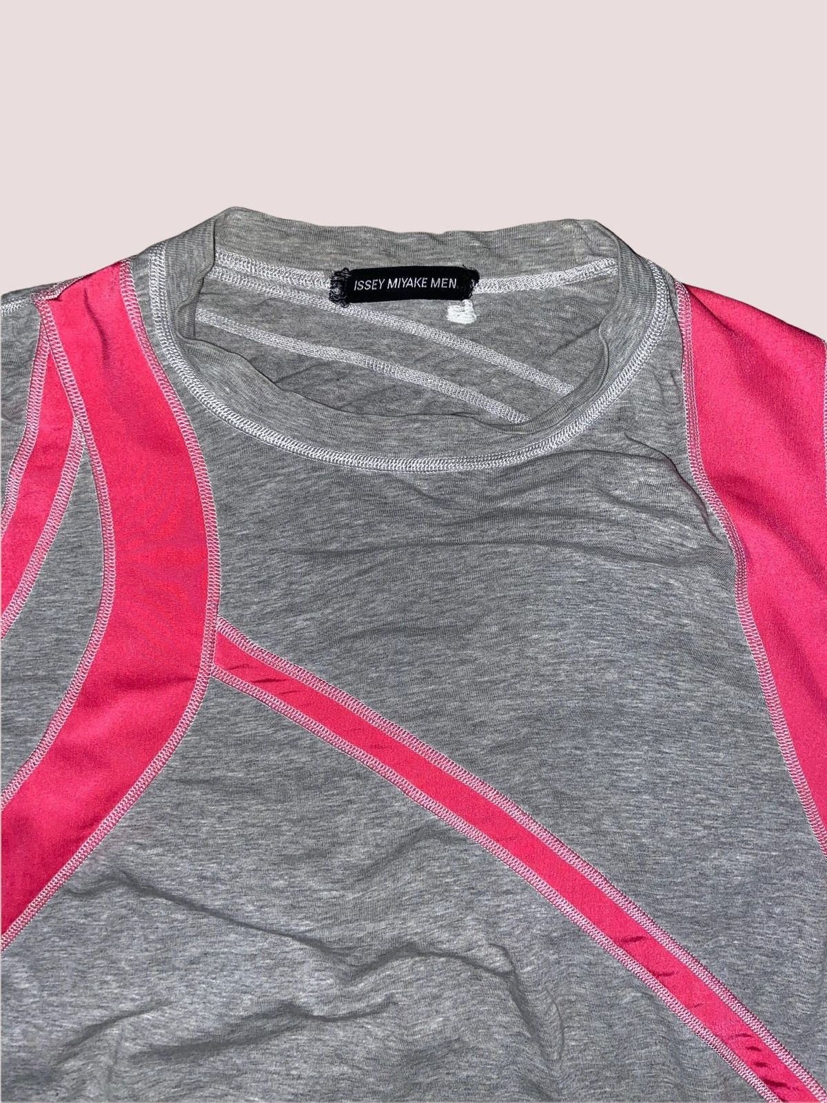 Issey Miyake Issey Miyake Men Athletic Tee Pink Piping Shirt Archive Size US M / EU 48-50 / 2 - 2 Thumbnail