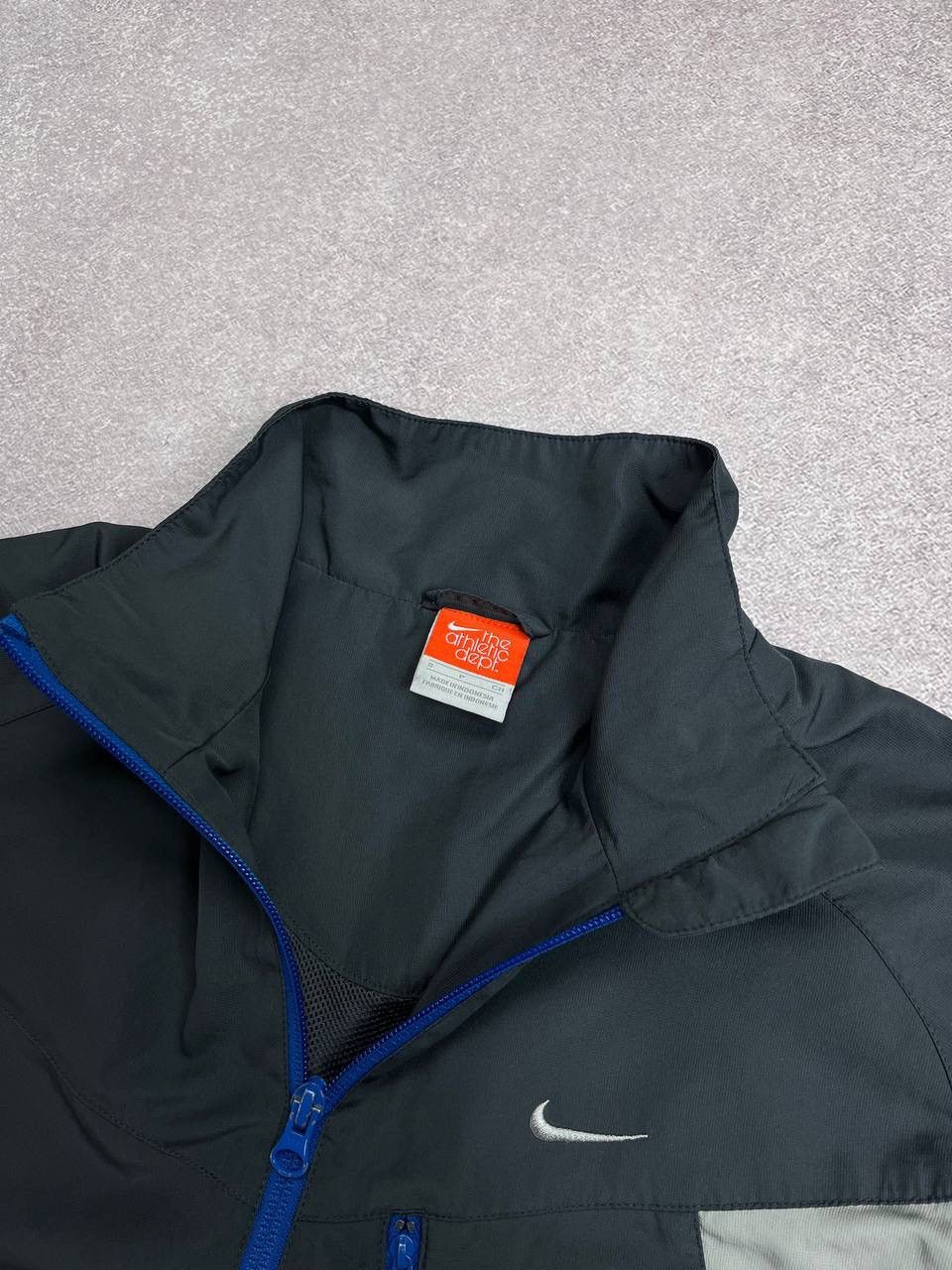Nike Vintage Nike Swoosh Olympic Boxy Jacket S Size US S / EU 44-46 / 1 - 6 Thumbnail
