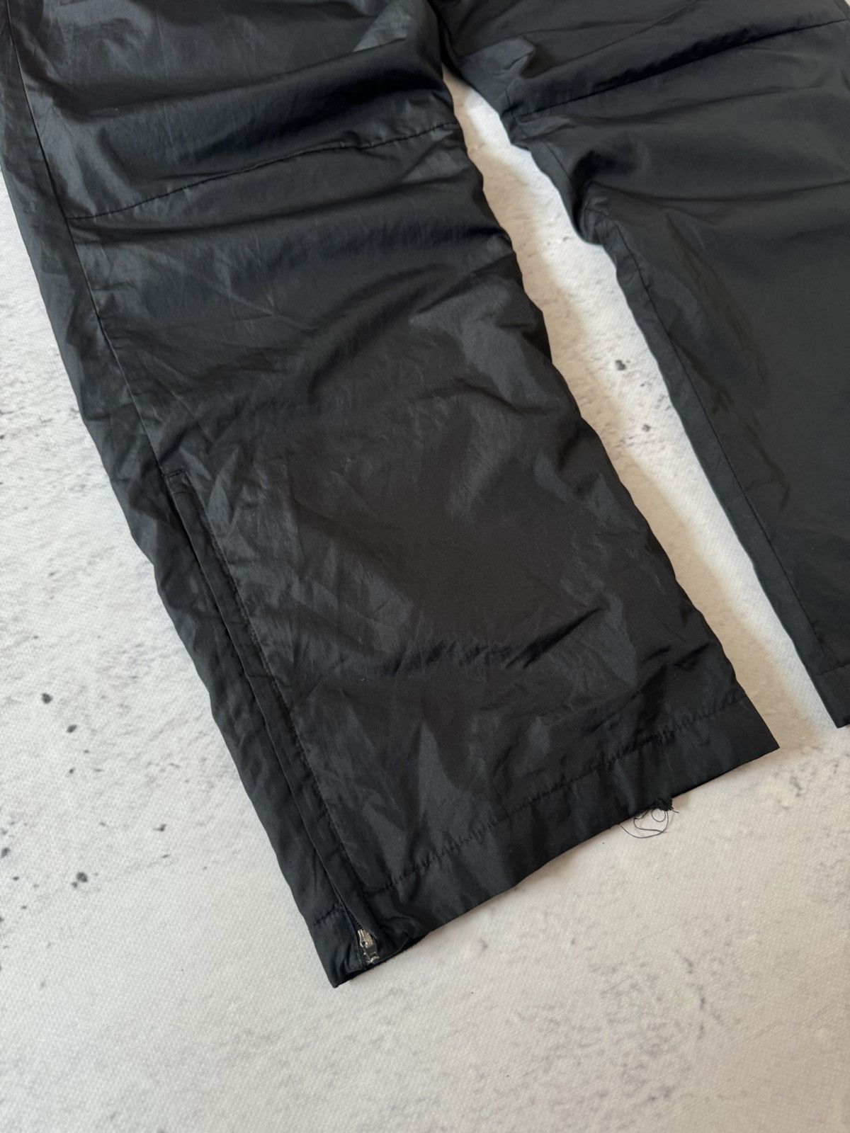 Nike × Vintage NIKE NYLON VINTAGE Y2K OVERSIZE BAGGY FIT PANTS SWEATPANTS Size US 34 / EU 50 - 3 Thumbnail
