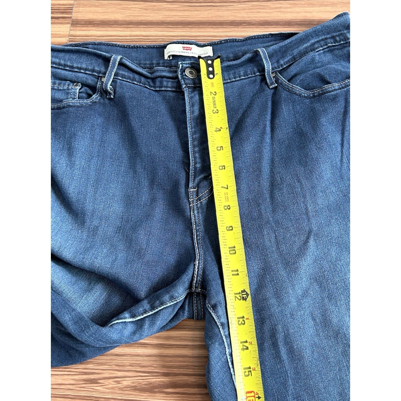 Levi's Womens Levi's 512 Jeans Bootcut Slimming High Rise Dark Wash 18 Blue Denim Regular Size 98% Cotton 2% Elastane Button Zip Size 40" / US 18 - 4 Thumbnail