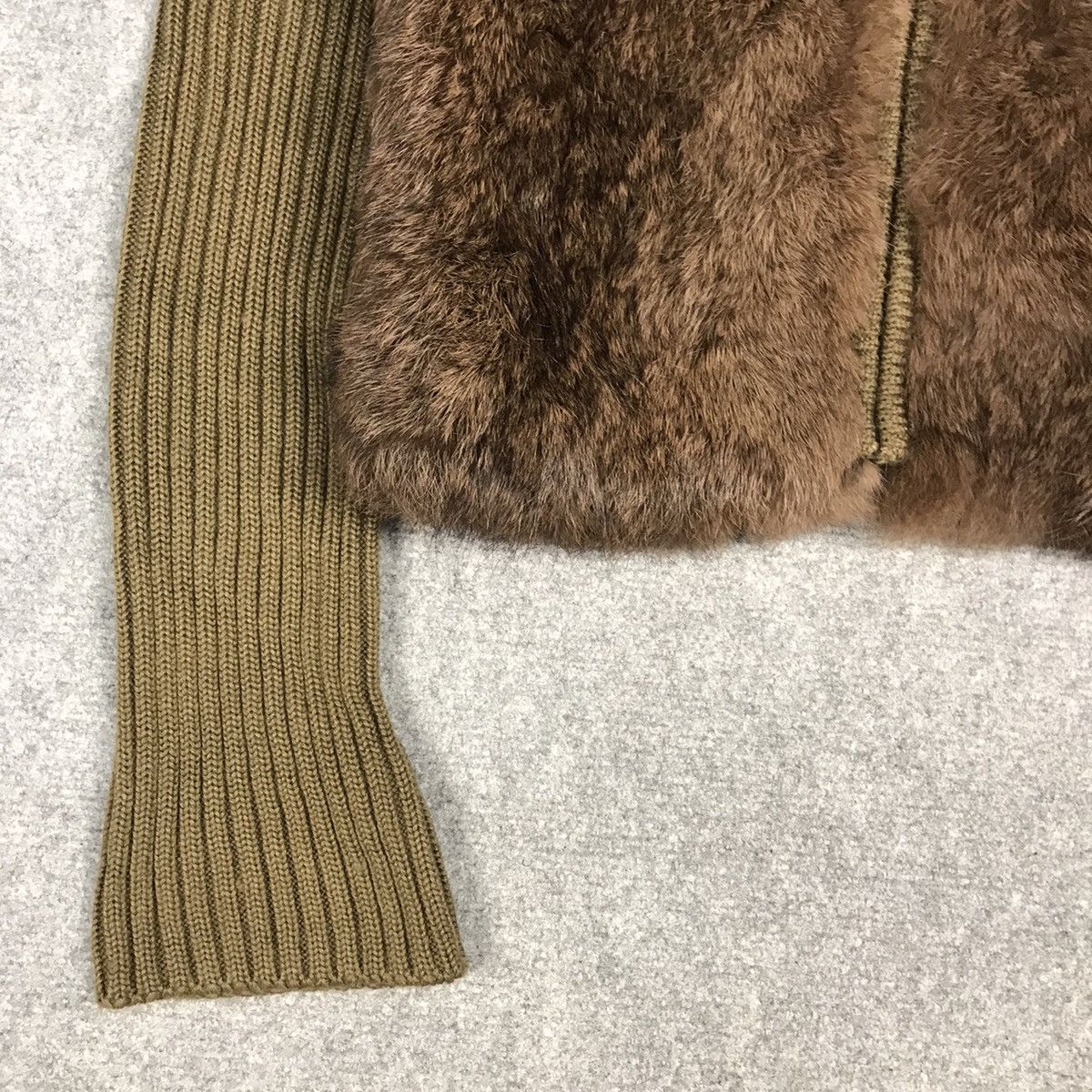 Designer × Japanese Brand Fur Winter cropped design knitwear long sleeve jacket Size US XS / EU 42 / 0 - 6 Thumbnail