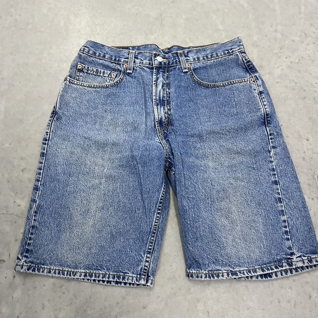 Levi's × Vintage Vintage Levi's 569 Jean Shorts Size 32 perfect fit Size US 32 / EU 48 - 2 Thumbnail