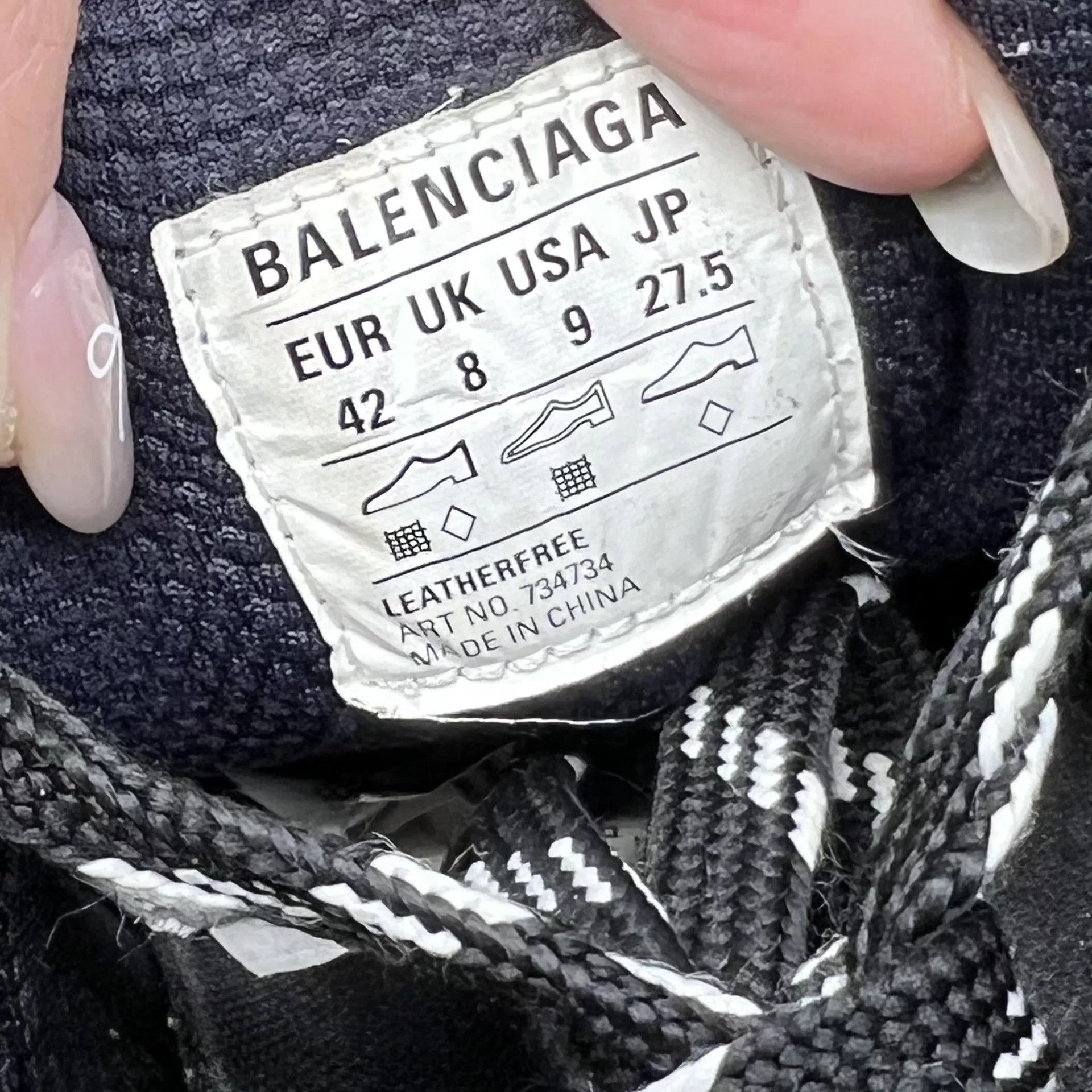 Balenciaga Balenciaga 3XL Black 42 Size New Size US 9 / EU 42 - 8 Thumbnail
