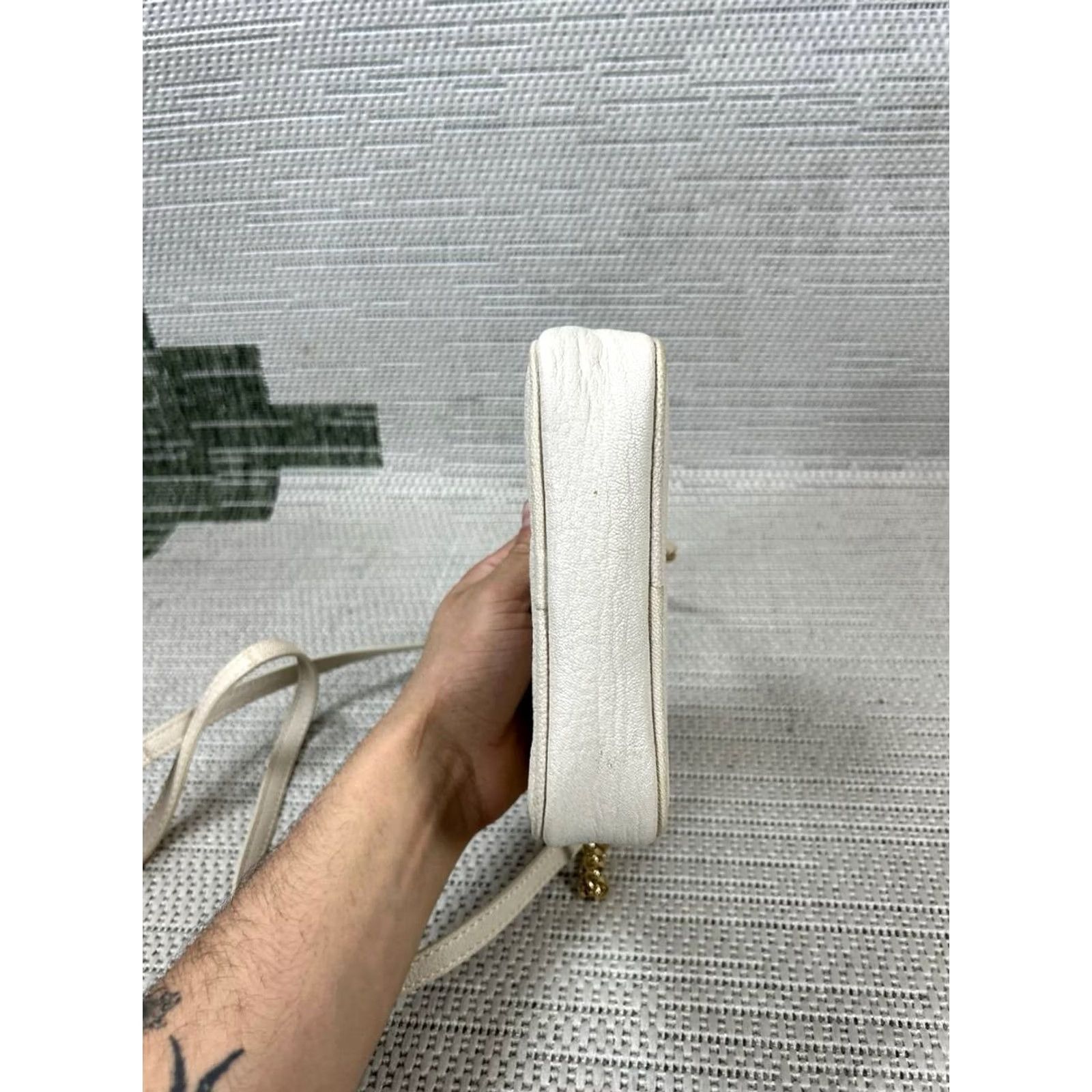 Michael Kors Michael Kors Hamilton White Leather Crossbody Bag Small Inner Pockets Vintage No Ladies Womens Bag Size ONE SIZE - 6 Thumbnail
