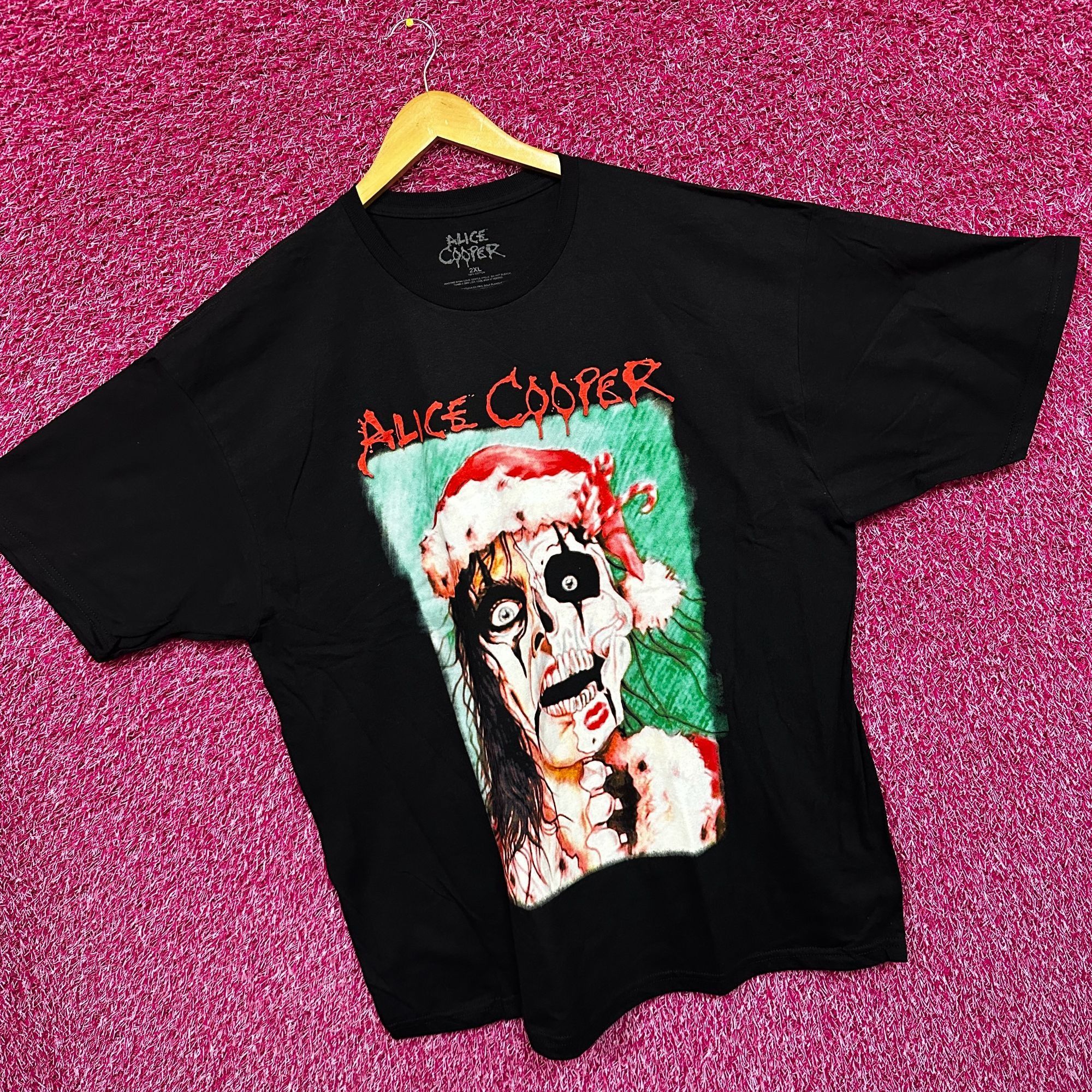Band Tees Alice Cooper Santa Claws is Coming to Town Xmas Album Tee 2X Size US XXL / EU 58 / 5 - 3 Thumbnail