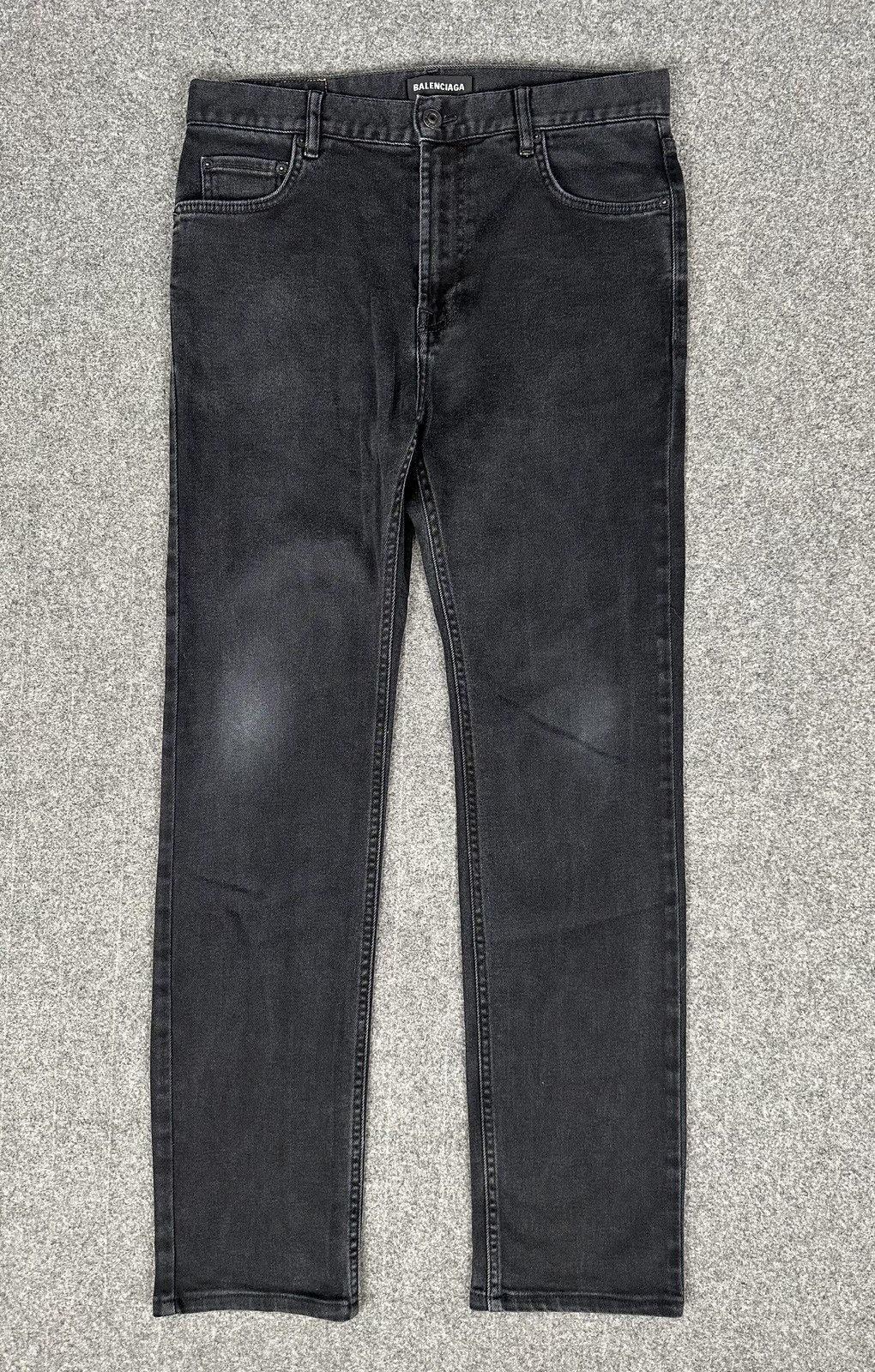 Balenciaga Balenciaga - Demna Gvasalia 2021 Straight Cut Jeans - Washed Size US 32 / EU 48 - 1 Thumbnail