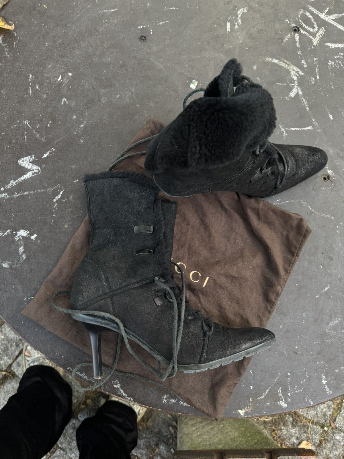 Gucci vintage gucci shoes boots with fur laces Size US 7.5 / IT 37.5 - 2 Thumbnail