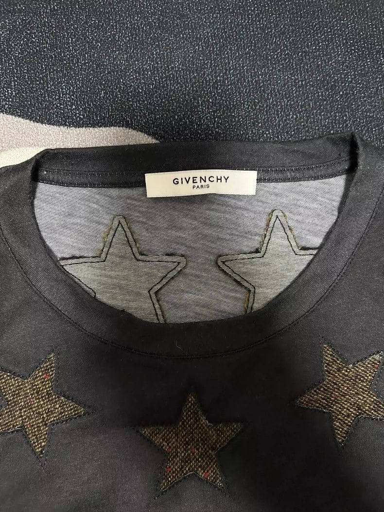 Givenchy Givenchy Short-sleeved T-shirt with embroidered five-point Size US M / EU 48-50 / 2 - 2 Thumbnail