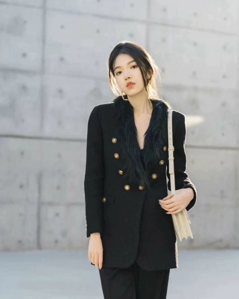 Yves Saint Laurent Saint Laurent Tweed with fur collar suit 2502-Nextarrow Size XS / US 0-2 / IT 36-38 - 6 Thumbnail