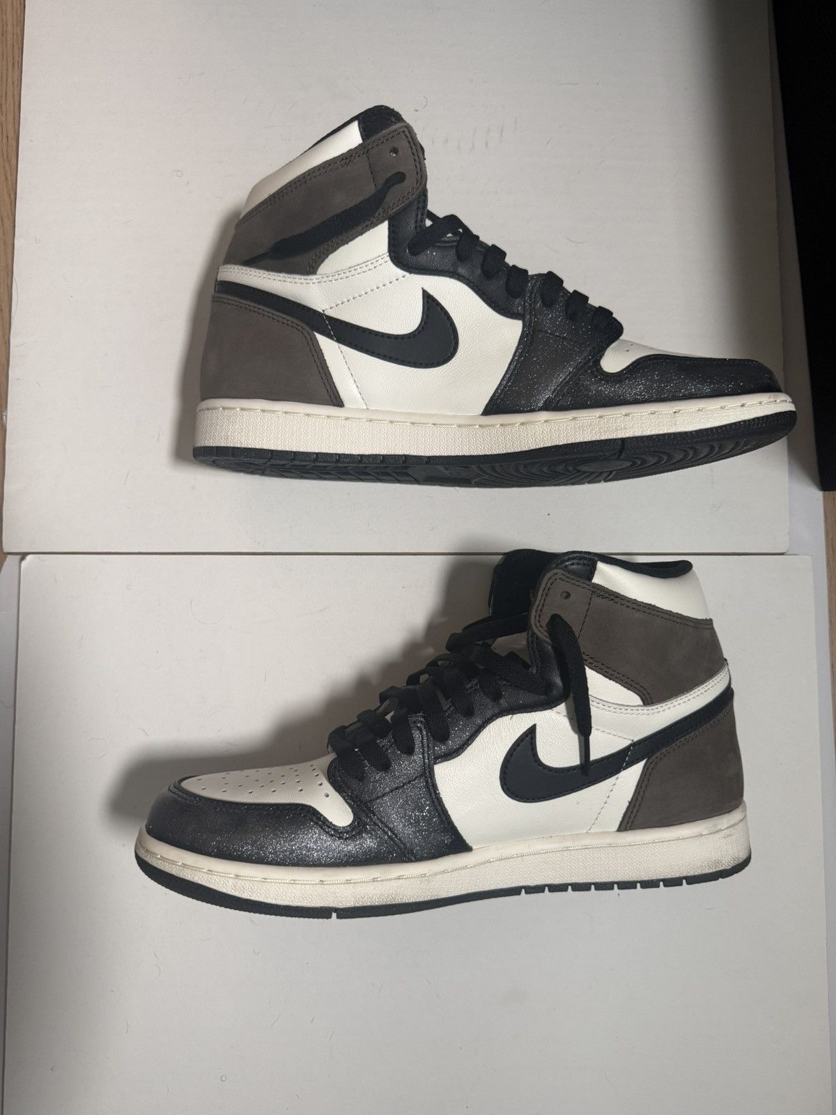 Jordan Brand Jordan 1 High - Dark Mocha Size US 11.5 / EU 44-45 - 3 Thumbnail