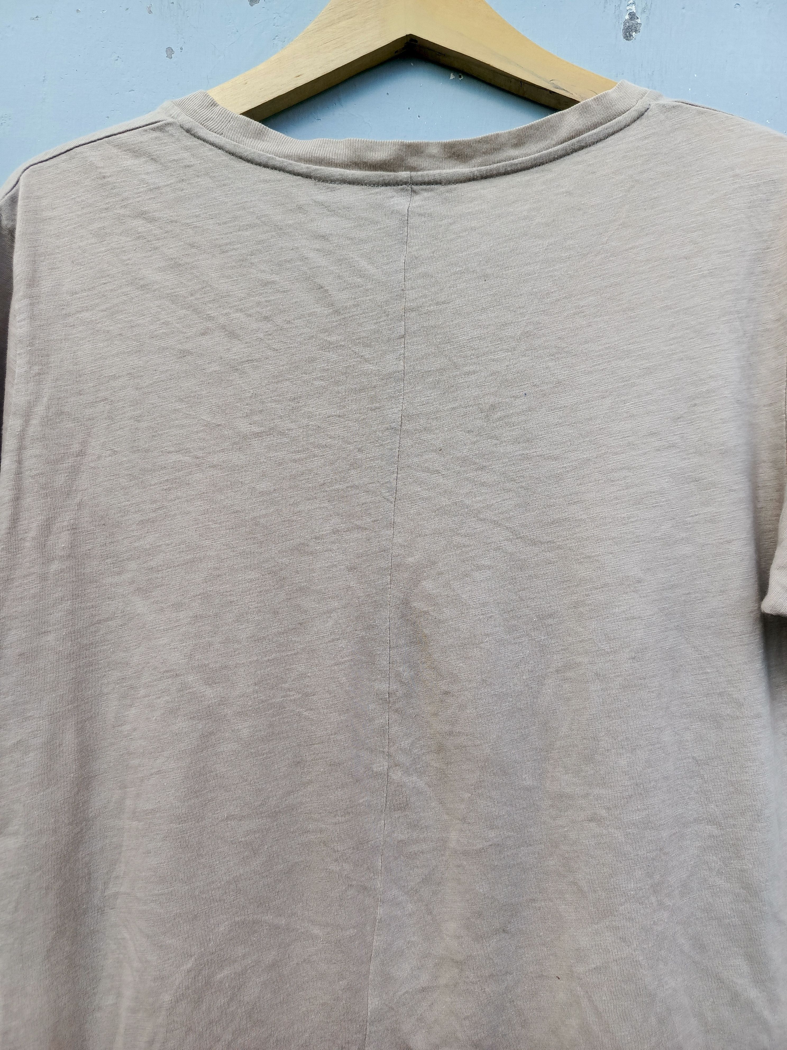 Undercover Undercover x Uniqlo New Standard Family Tee Size US M / EU 48-50 / 2 - 9 Thumbnail
