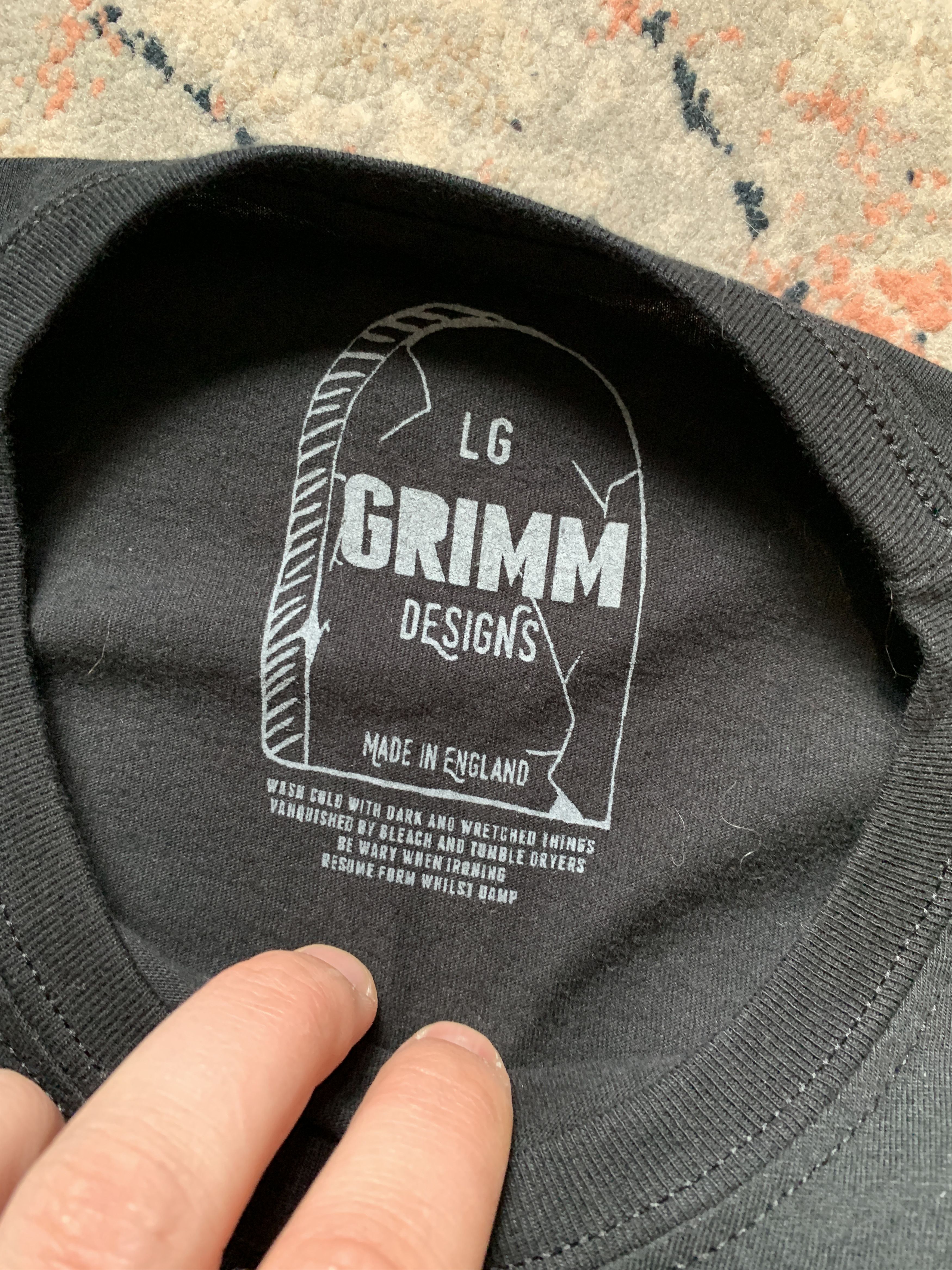 Japanese Brand Grimm Tee Size L / US 10 / IT 46 - 3 Thumbnail