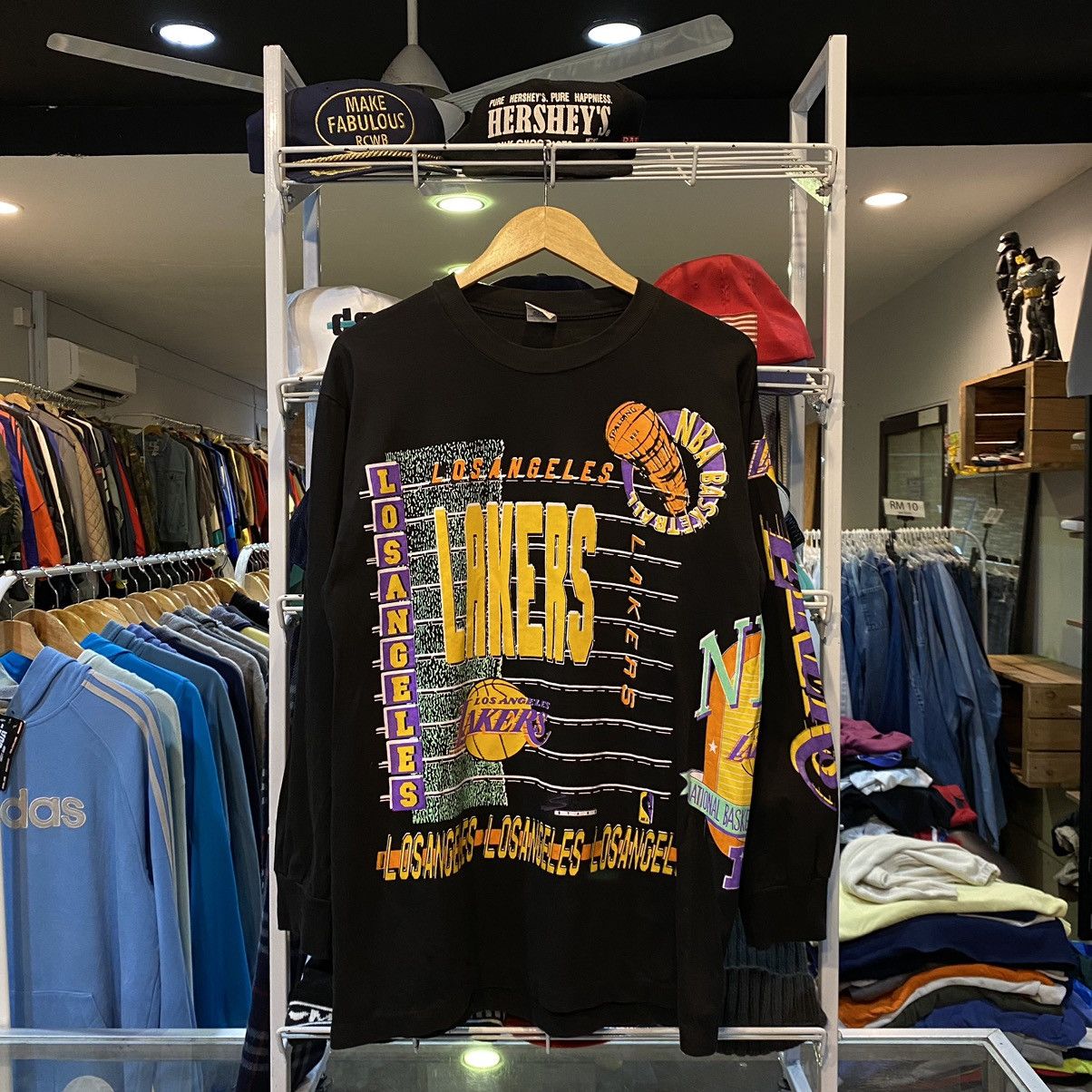 NBA Vintage 90's L.A. Lakers OVP Long Sleeve T shirt Large Size US L / EU 52-54 / 3 - 1 Thumbnail