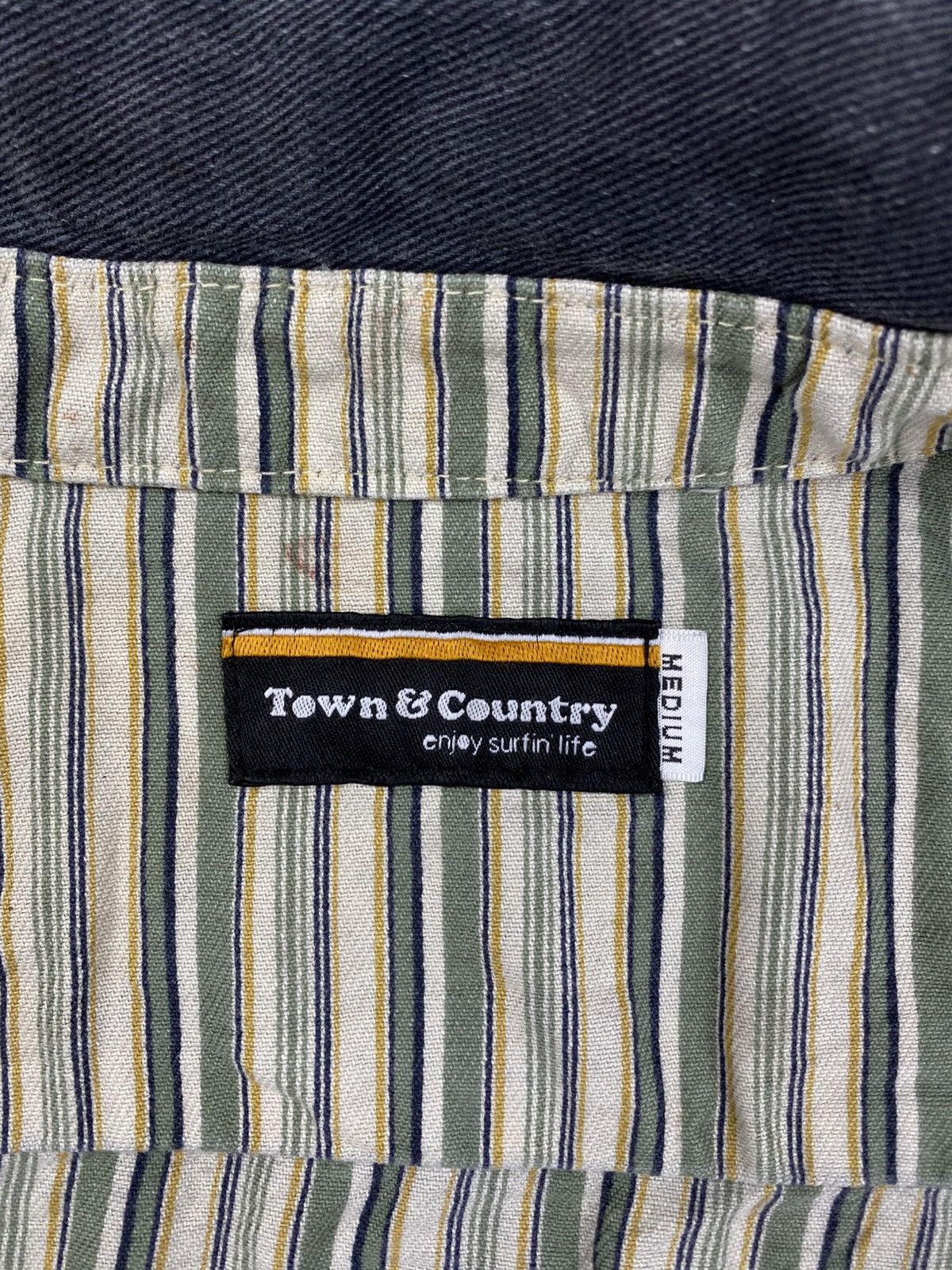 Japanese Brand Vintage Town & Country Washed Grey Button Up Shirt Size US M / EU 48-50 / 2 - 9 Thumbnail