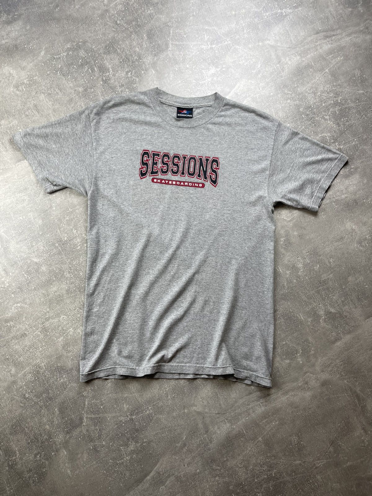 Sessions Vintage 90s Sessions Skateboarding T-Shirt USA Made OG Size US L / EU 52-54 / 3 - 2 Thumbnail
