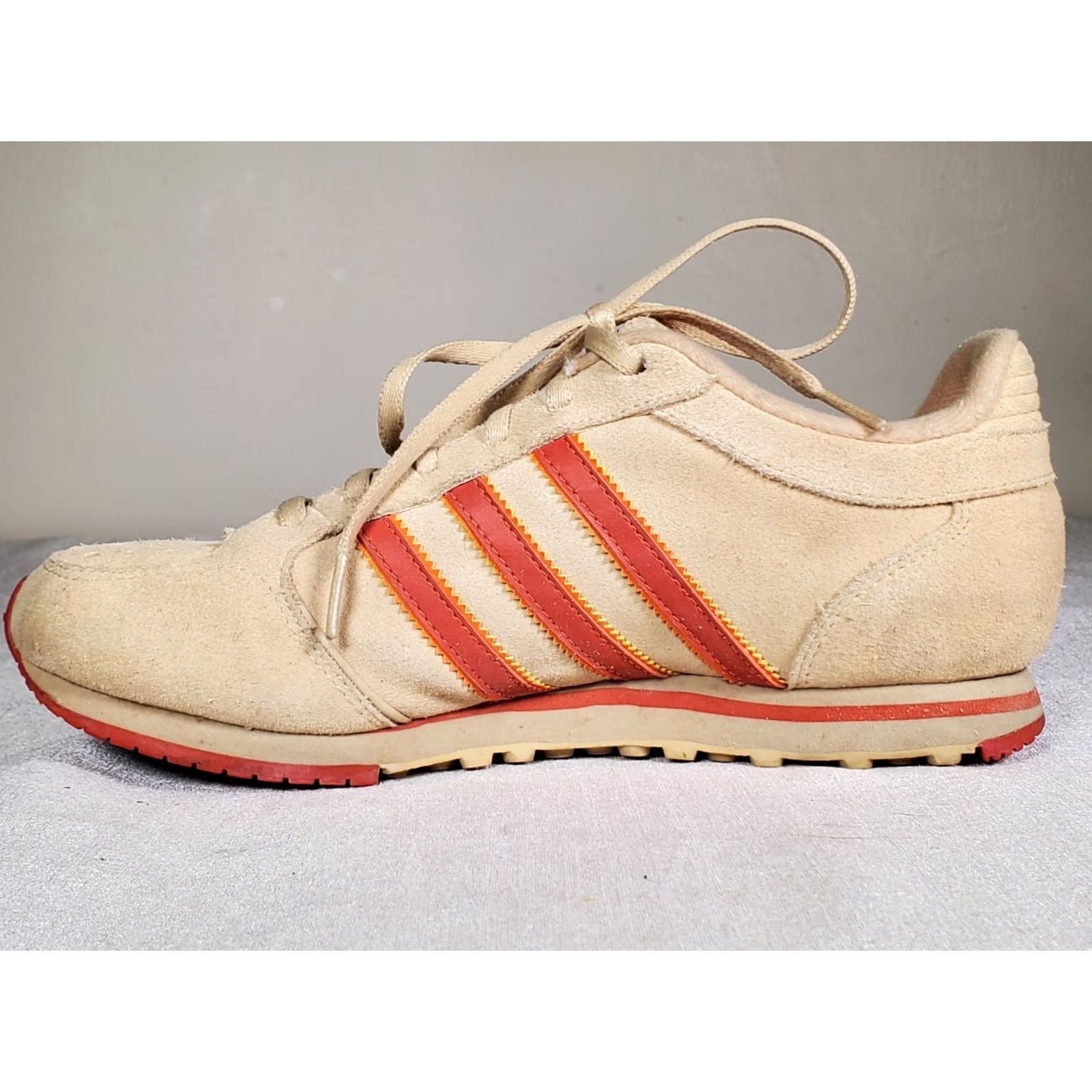 Adidas Adidas Retro Suede Trainers Sneakers Beige Orange Stripes Women's Size US 6.5 Size US 7 / IT 37 - 3 Thumbnail