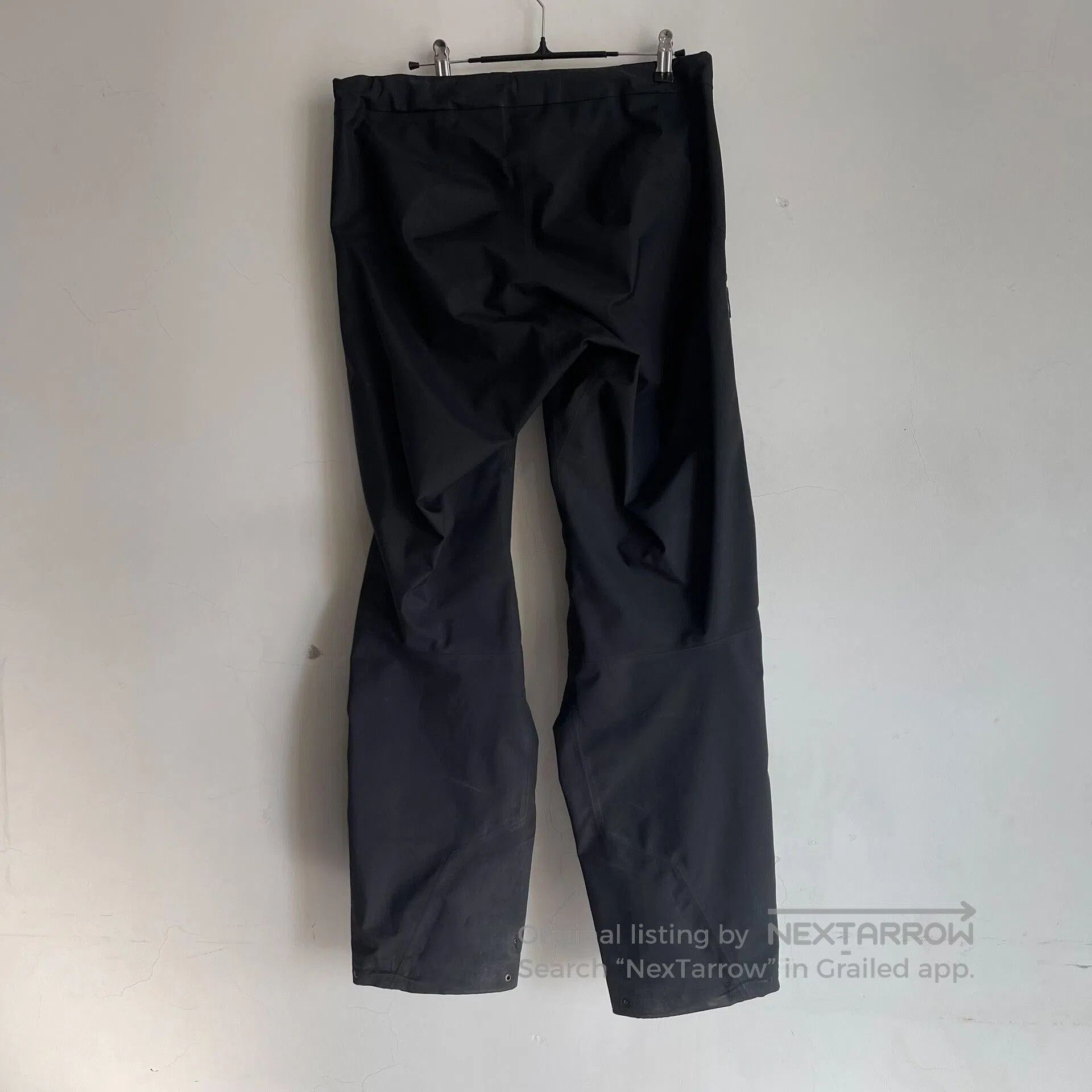 Arc'teryx Arcteryx BETA Pants Men's Black Windproof. Size US 30 / EU 46 - 8 Thumbnail