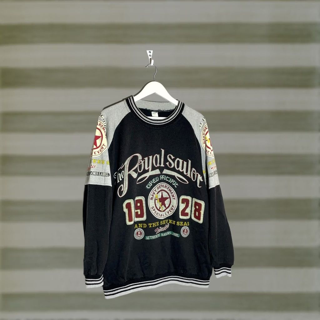 Vintage VINTAGE The Royal Soulor Y2k Streetwear Hype Sweatshirt Shirt Mens L Blue Logo 90s Oversized Vintage Swoosh Nike Oakley USA Carhartt True Religion Size US L / EU 52-54 / 3 - 1 Thumbnail