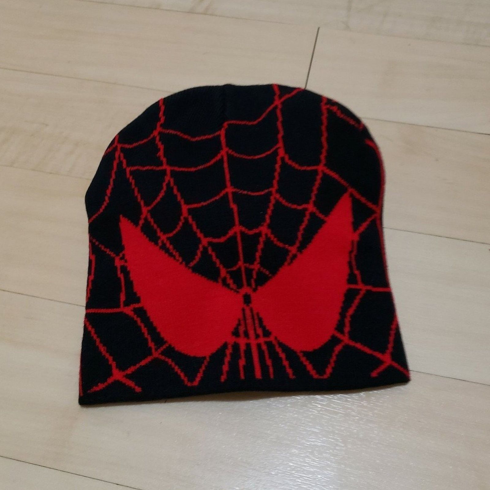 Other Red and Black Spider Web Beanie Size ONE SIZE - 2 Thumbnail