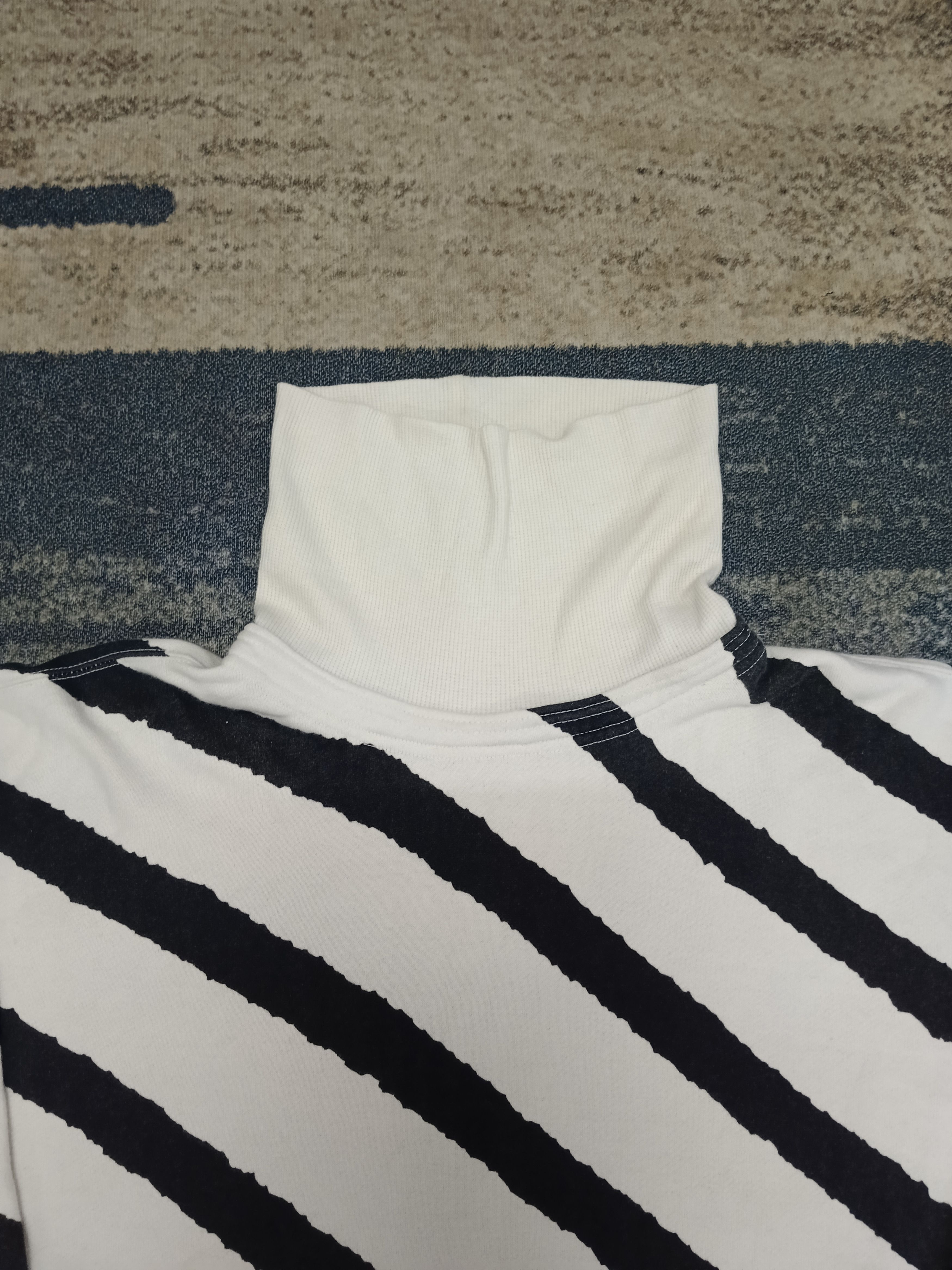 Issey Miyake SiCK🔥VINTAGE ISSEY MIYAKE MAN STRIPE TURTLENECK SWEATSHIRT Size US M / EU 48-50 / 2 - 5 Thumbnail