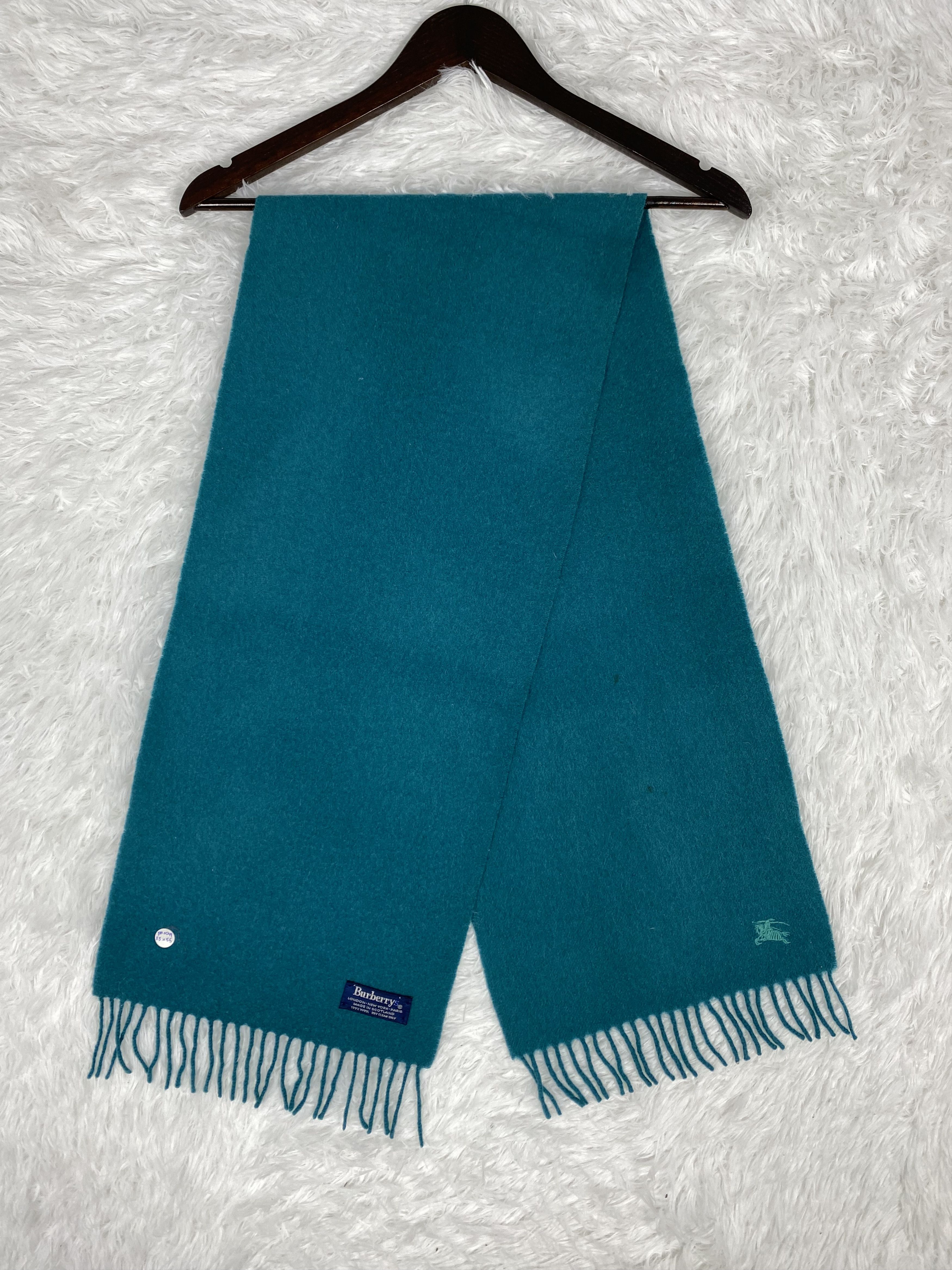 Burberry Vintage Burberry Scarf / Muffler Neckwear PM0049 Size ONE SIZE - 1 Thumbnail