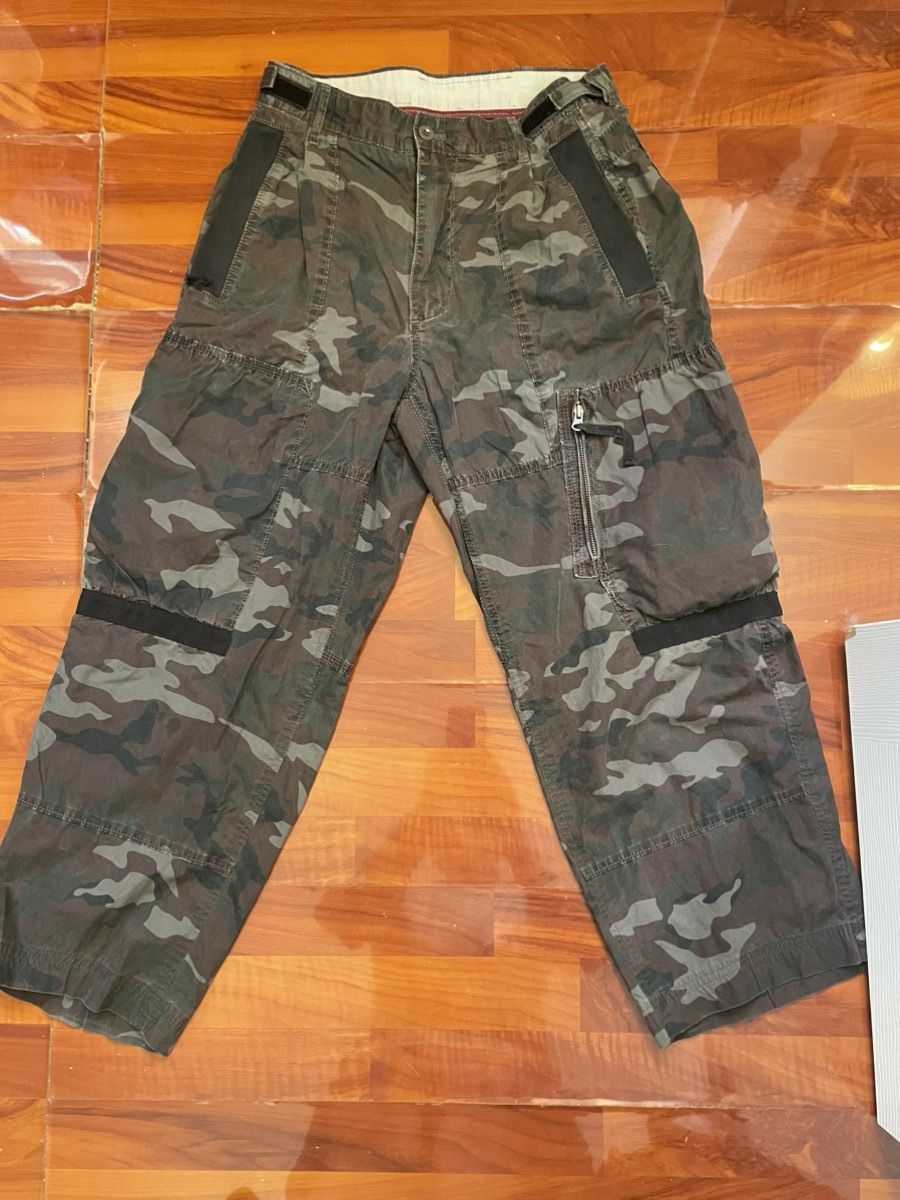 Gap Vintage Gap Camo cargo pants Size US 30 / EU 46 - 1 Thumbnail