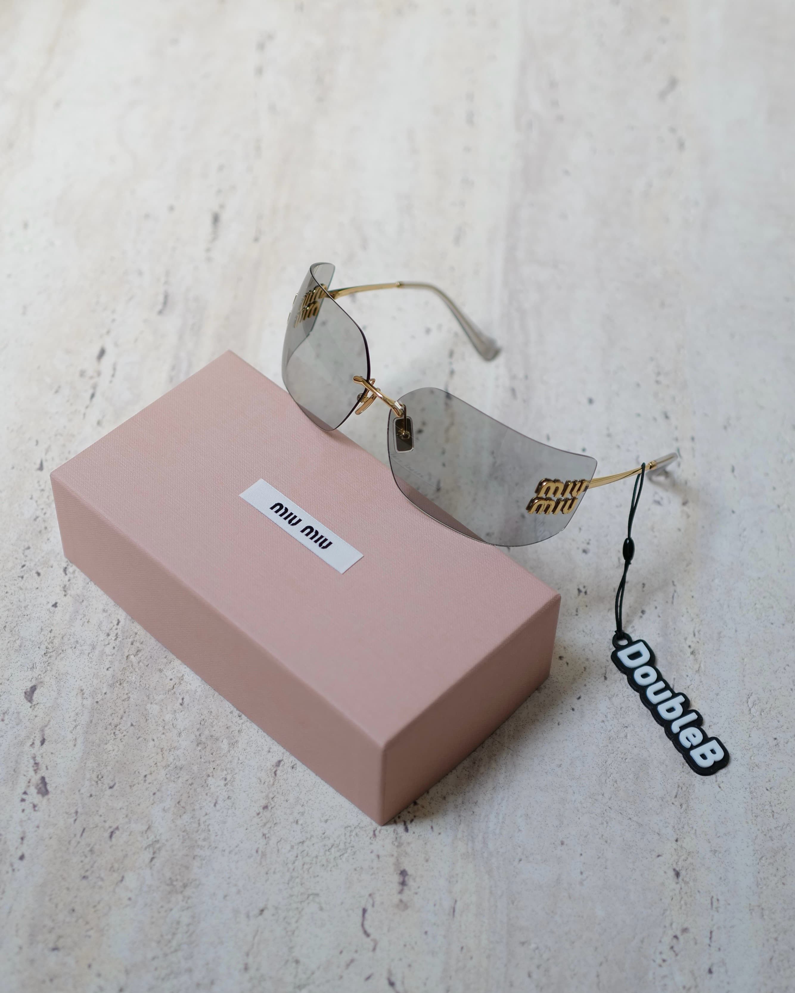 Miu Miu MIU MIU 0MU 54YS SUNGLASSES Size ONE SIZE - 1 Thumbnail
