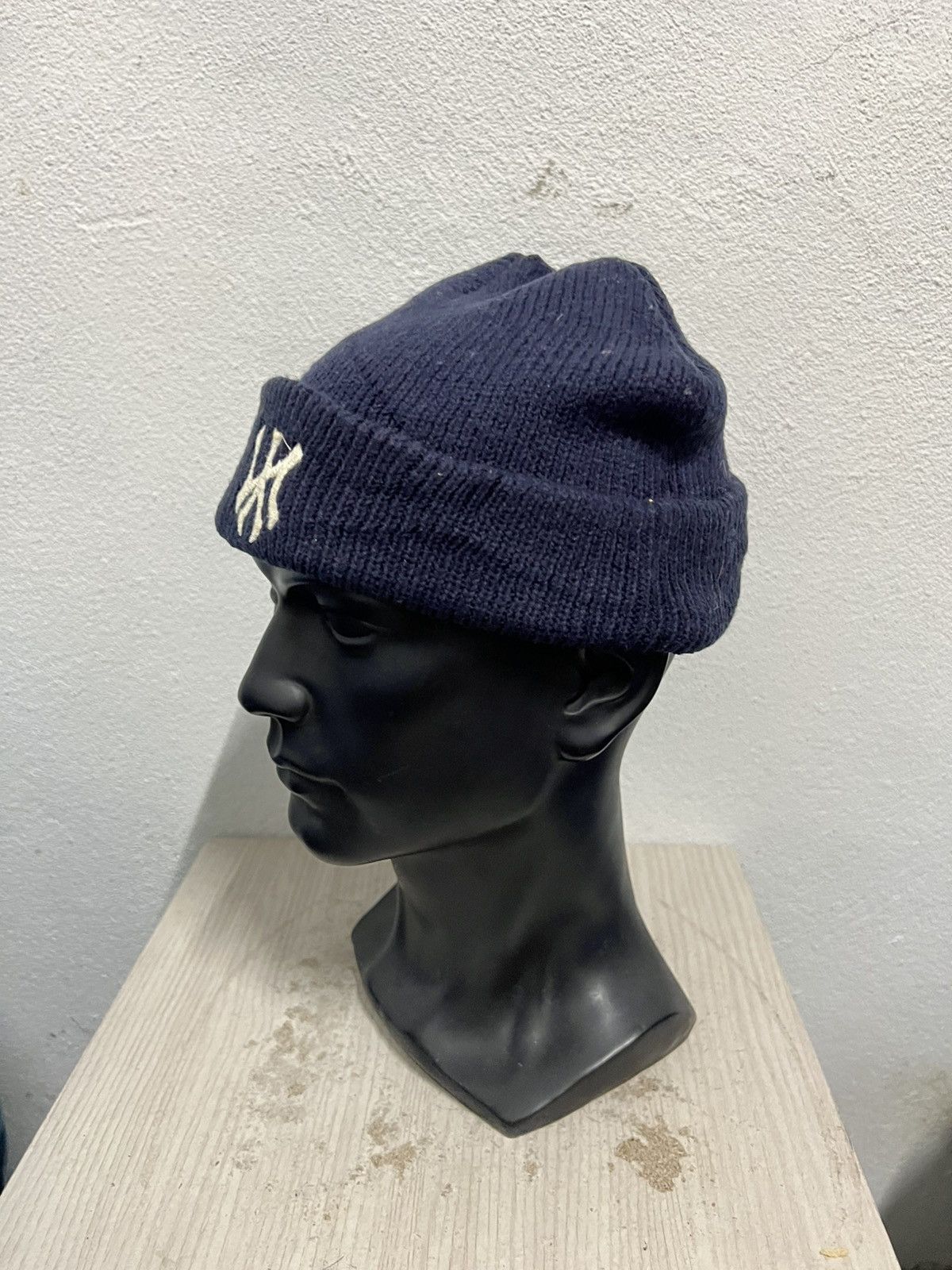 New York Yankees Vintage New York Yankees MLB Beanie Hat Size ONE SIZE - 3 Thumbnail