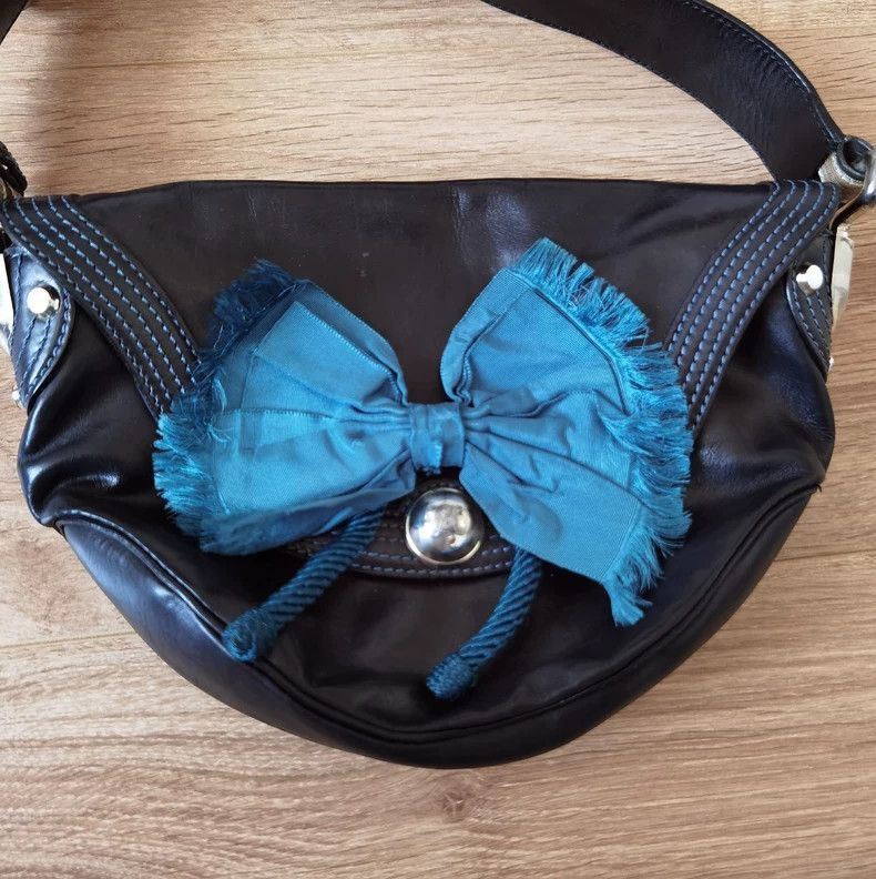 Celine Celine Bow Crossbody Leather Bag Size ONE SIZE - 3 Thumbnail