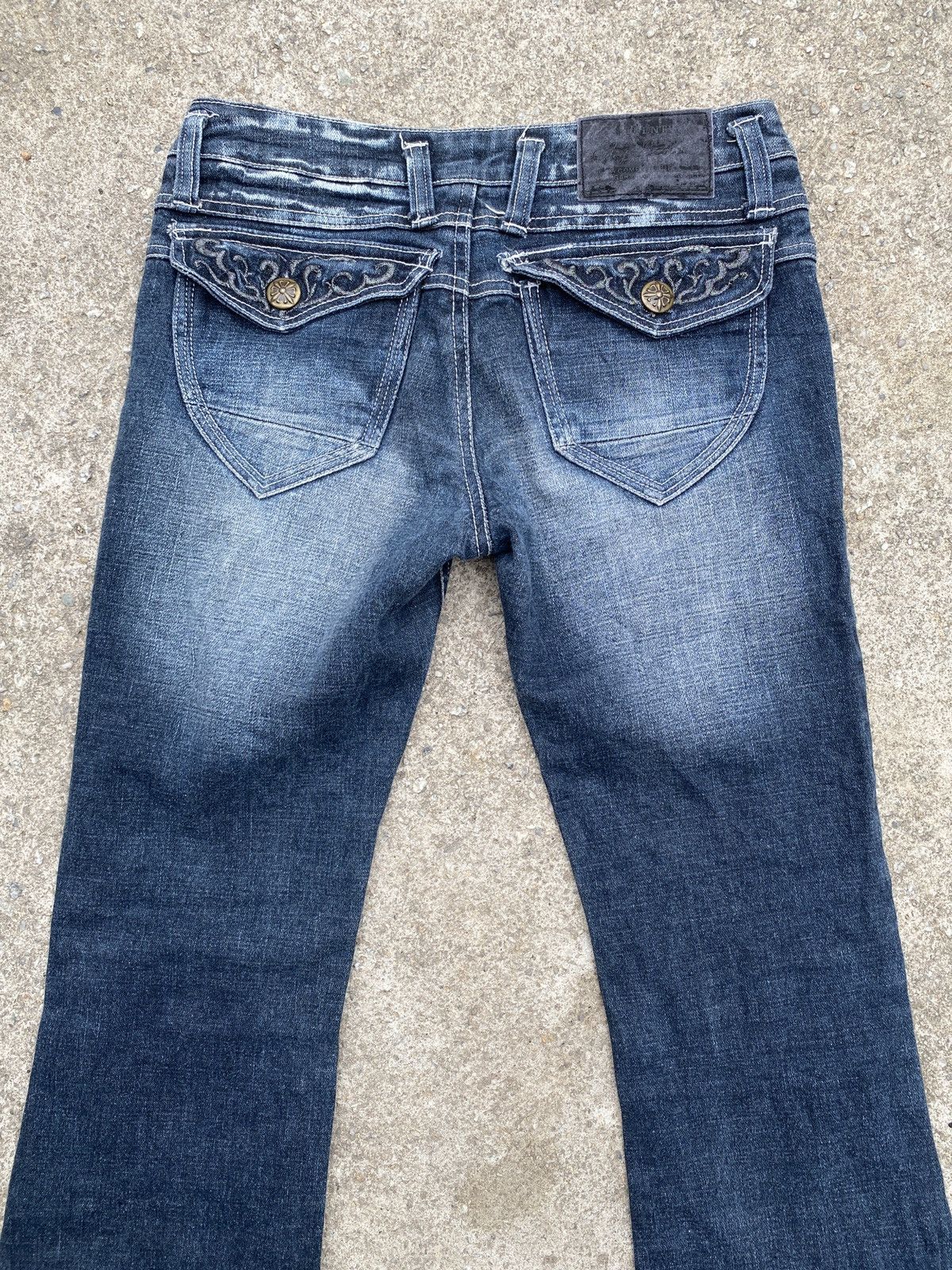 Japanese Brand × Le Grande Bleu (L.G.B.) × Tornado Mart 2000s - Sky Bombers Faded Blue Low Rise Flare Denim Size US 28 / EU 44 - 9 Thumbnail