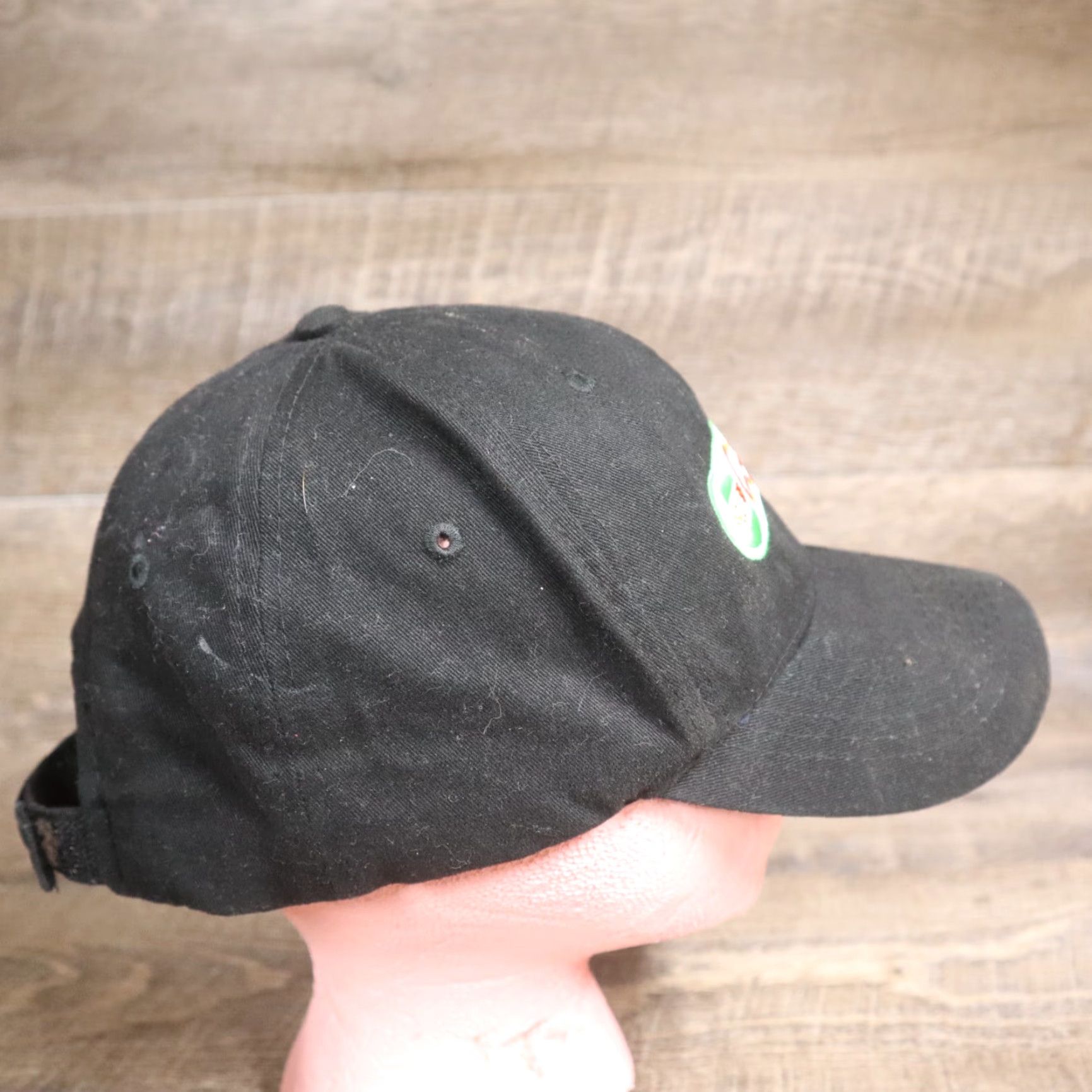 Vintage CASTROL Hat Baseball Cap Mens Adjustable Black Embroidered Logo Oil Gas casual accessory 90s/ Dad Theme Men’s Hat Size ONE SIZE - 2 Thumbnail