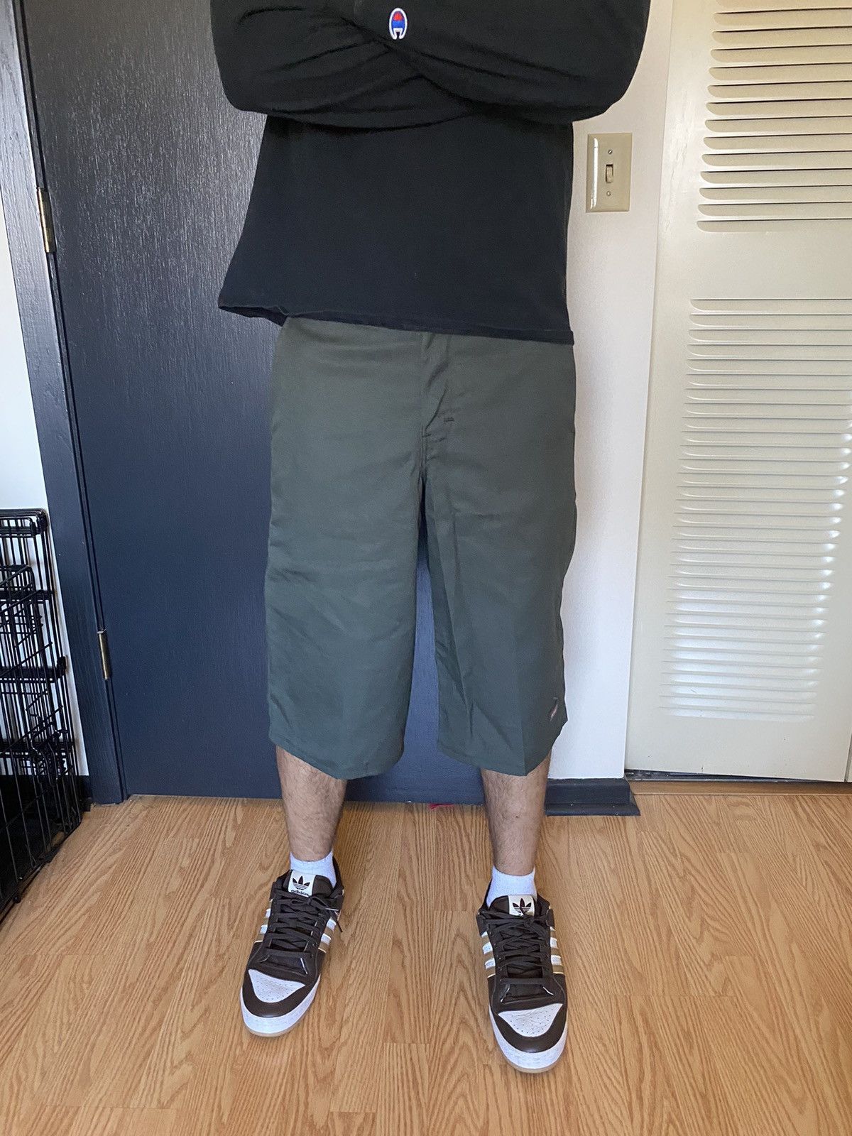 Dickies Vintage Dickies Long Work Shorts Skate Size US 30 / EU 46 - 1 Thumbnail