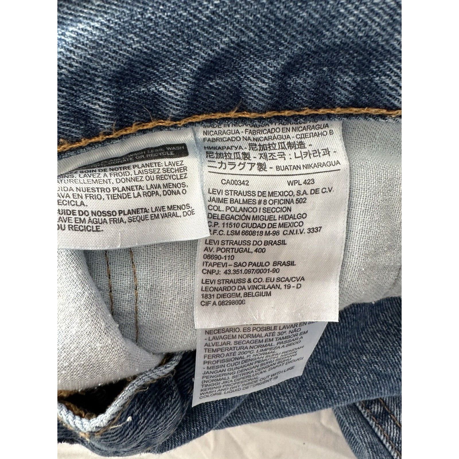 Levi's LEVIS 550 relaxed, 46x26 Medium Blue Wash,Cotton 2018 *CLEAN Size US 44 / EU 60 - 12 Thumbnail