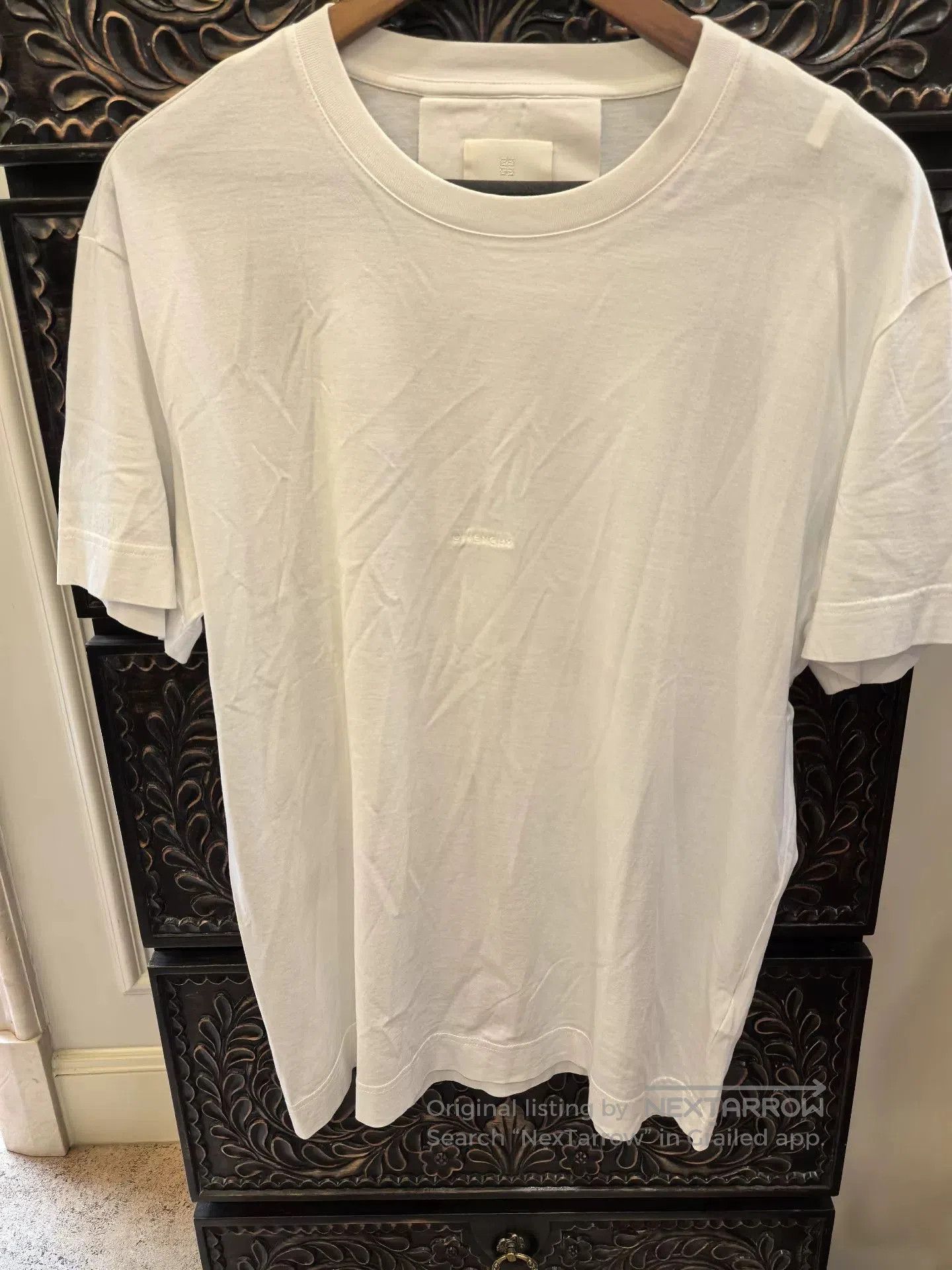 Givenchy Givenchy White Short. Size US XL / EU 56 / 4 - 1 Thumbnail