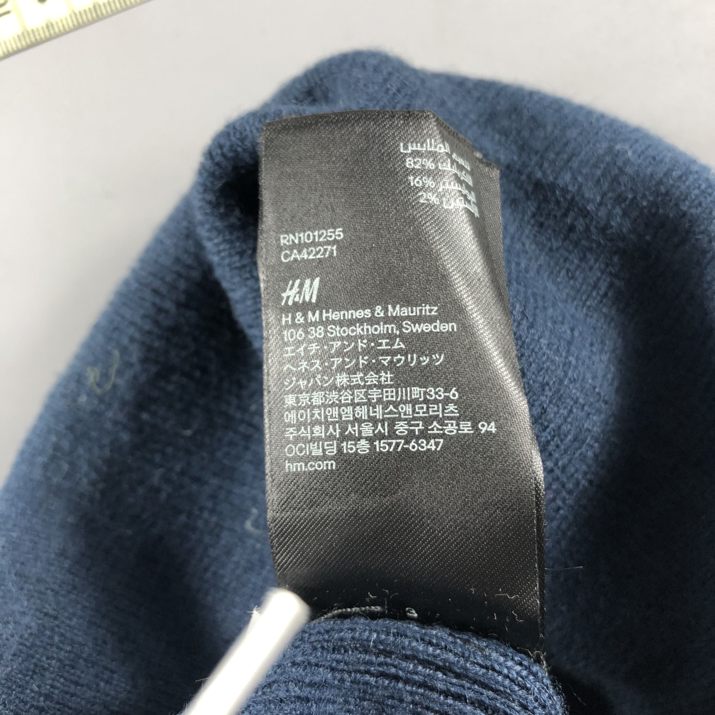 H&M New York City x H&M Beanie Snow Hat Snow Cap -D410 Size ONE SIZE - 5 Thumbnail