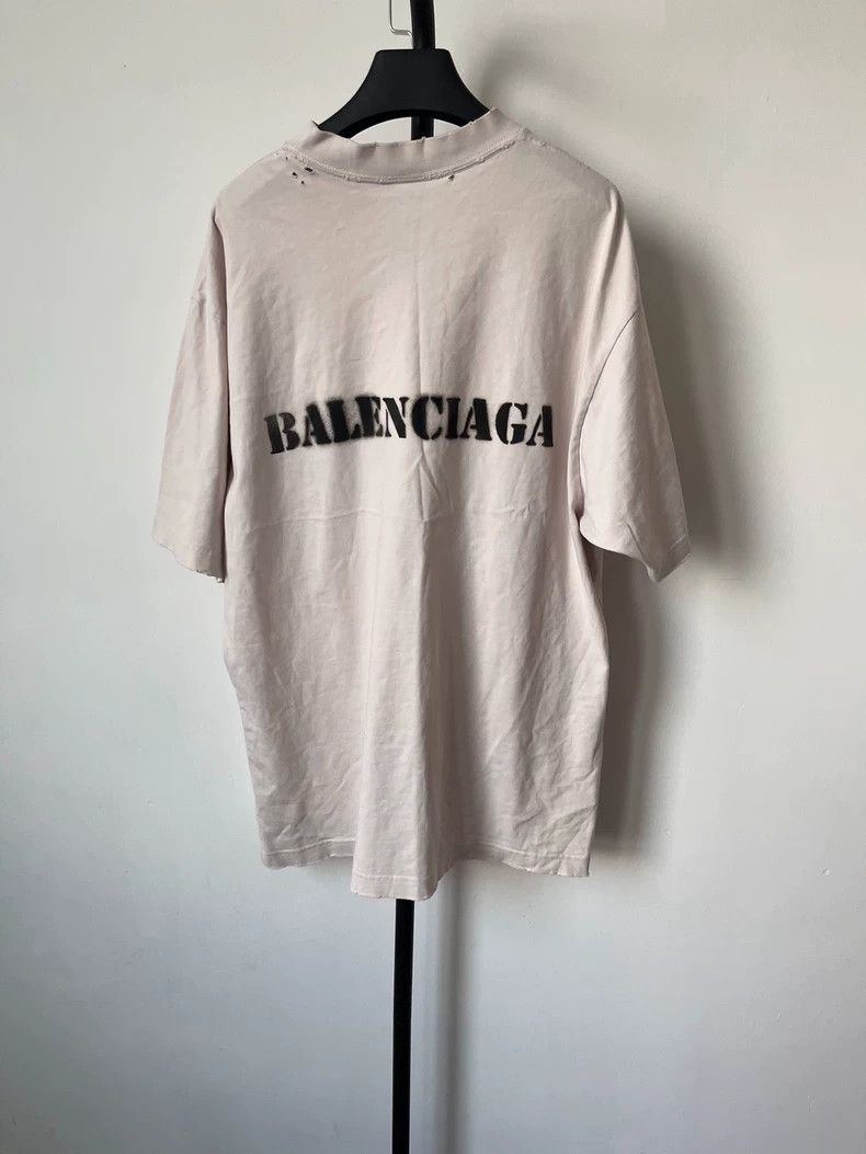 Balenciaga Balenciaga Letter Round Neck Faded Effect Straight Short S Size US S / EU 44-46 / 1 - 2 Thumbnail